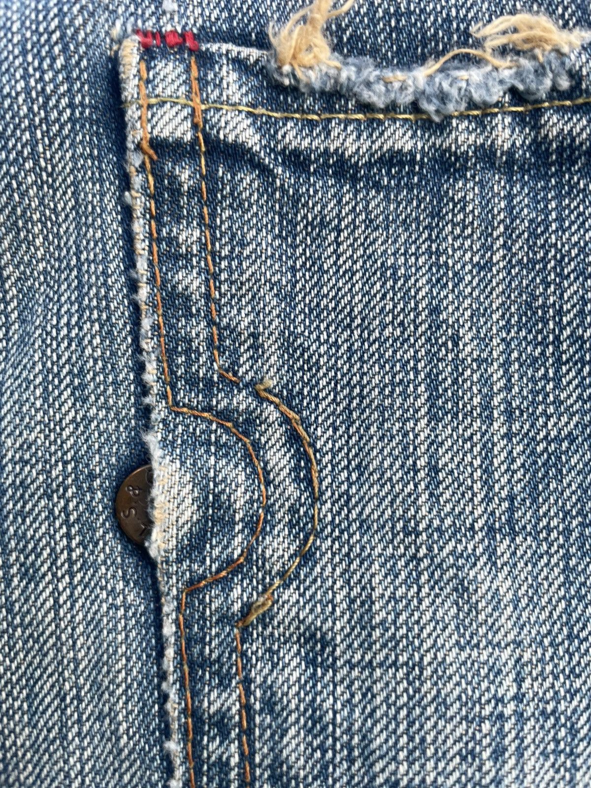 Levi's Vintage 2004 Levis Red Narrow Cutting Size US 34 / EU 50 - 16 Thumbnail