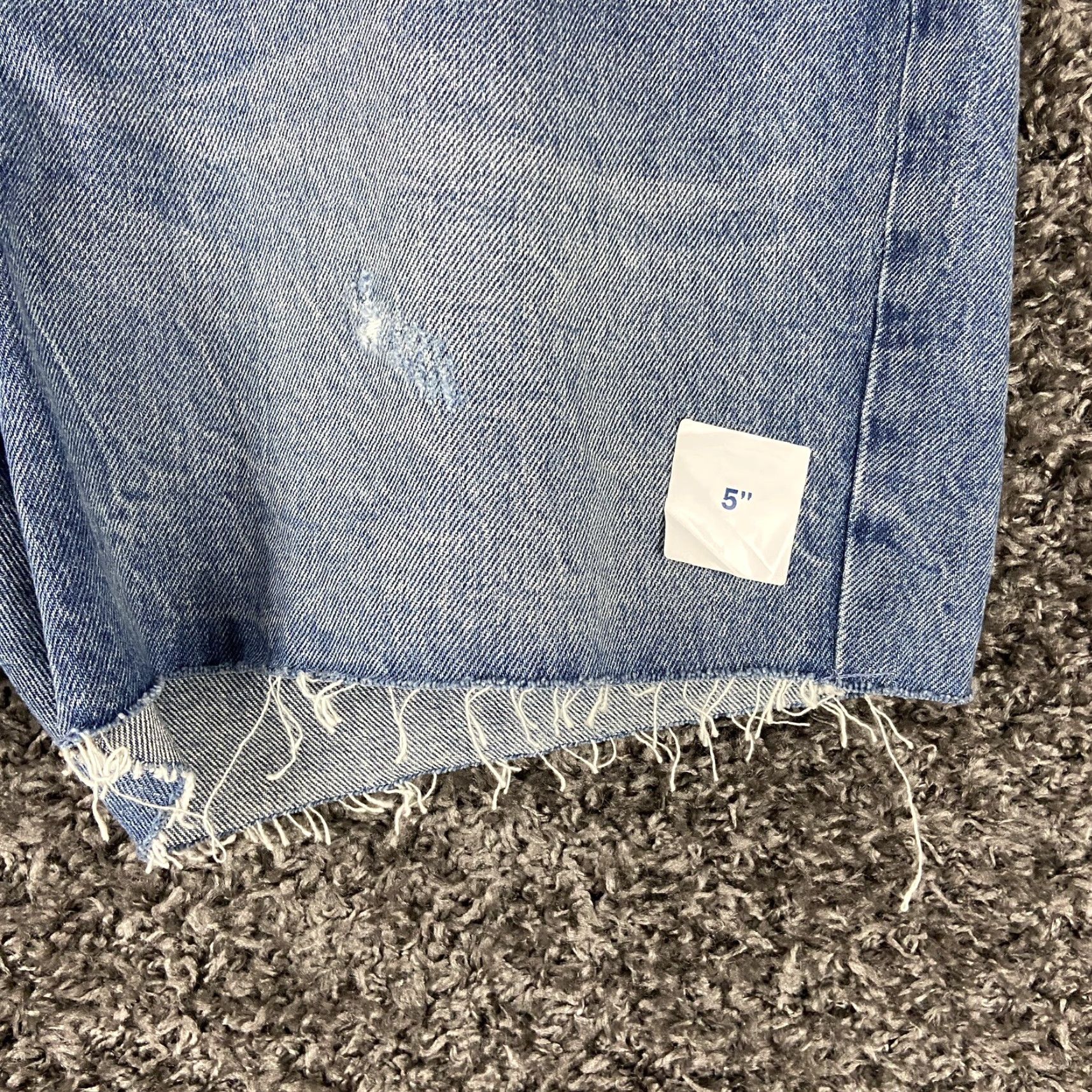 Old Navy NEW Old Navy Distressed Denim Cut-Off Shorts Women's Size 16 Blue Size 38" / US 16 / IT 52 - 2 Thumbnail