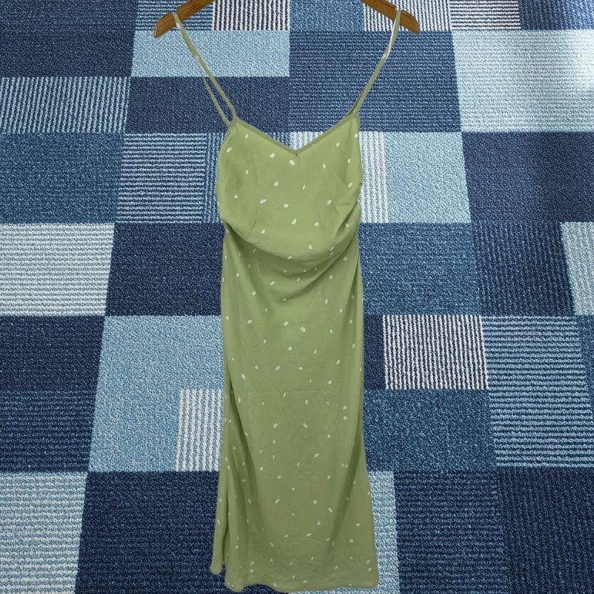 floral ruched dress Gala Ready Maxi – Impressions Online Boutique Attractive V Neck Pleats Bottom Shape:Flowy Size:Large (US 9.5–13) try our petite fit.