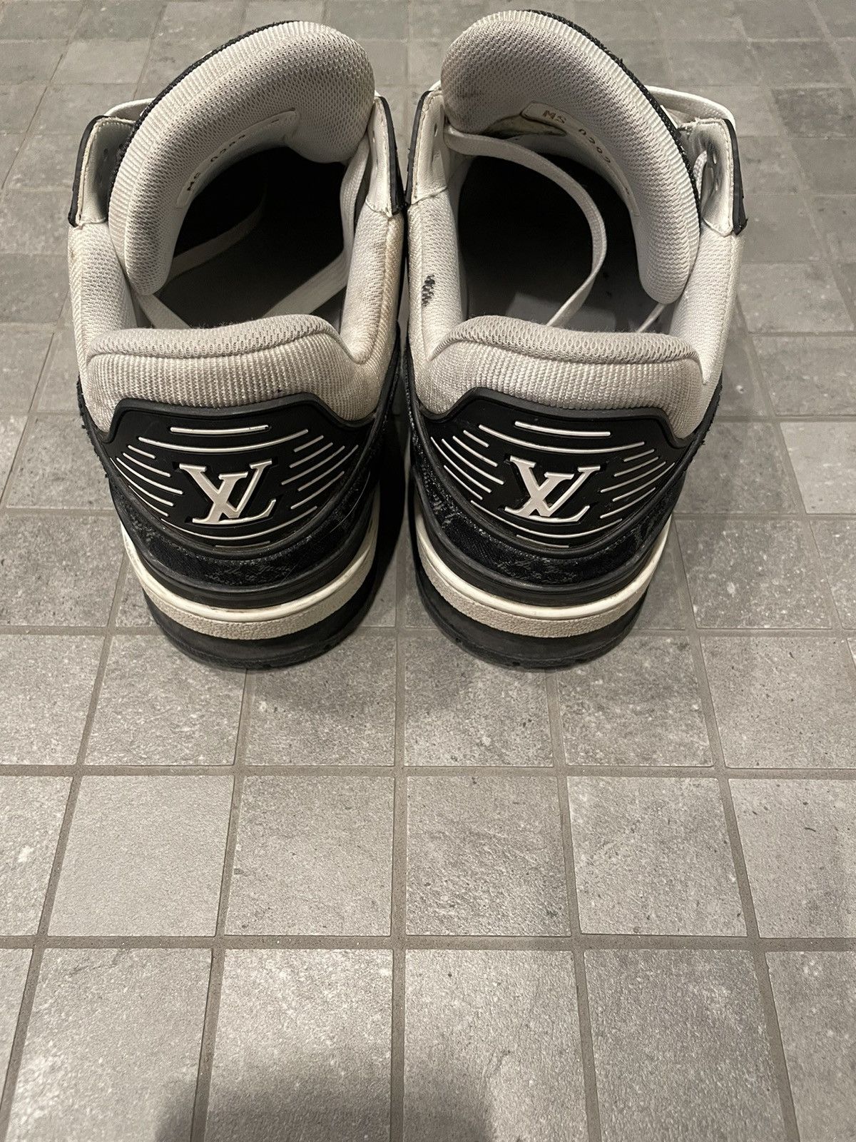 Louis Vuitton Louis Vuitton Sneakers Size US 9 / EU 42 - 3 Thumbnail