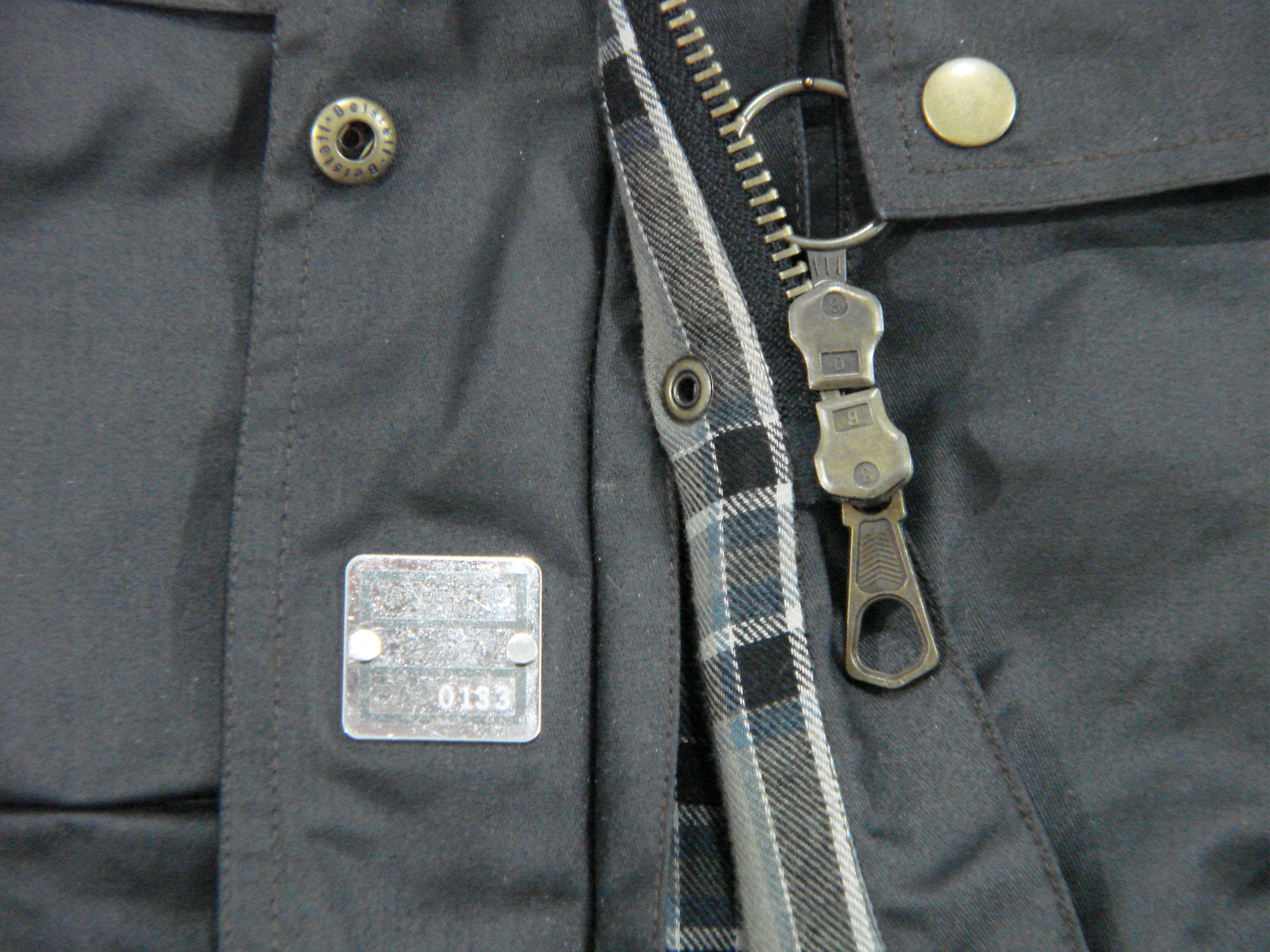 Barbour × Belstaff × Wax London Belstaff wax Trialmaster Legend 2007 good condition Size US M / EU 48-50 / 2 - 9 Thumbnail