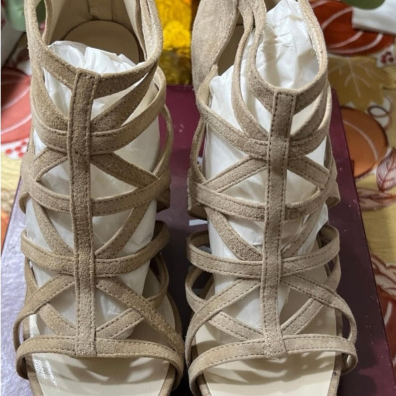 Other Chic Tan Strappy Heels for Women Size US 6 / IT 36 - 1 Thumbnail