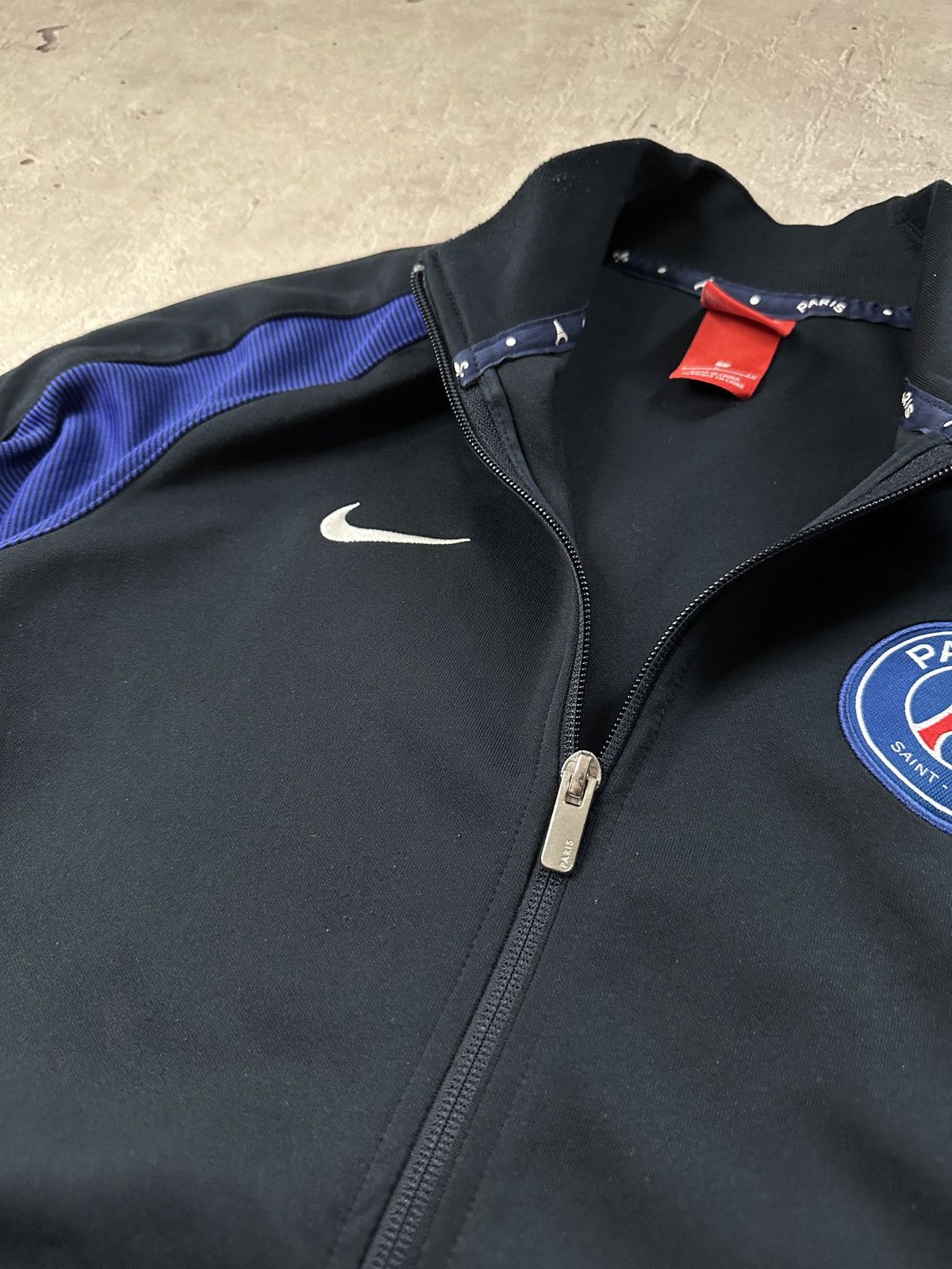 Nike Nike PSG Soccer Jersey Football Olympic SK8 Paris FC Club Size US S / EU 44-46 / 1 - 3 Thumbnail