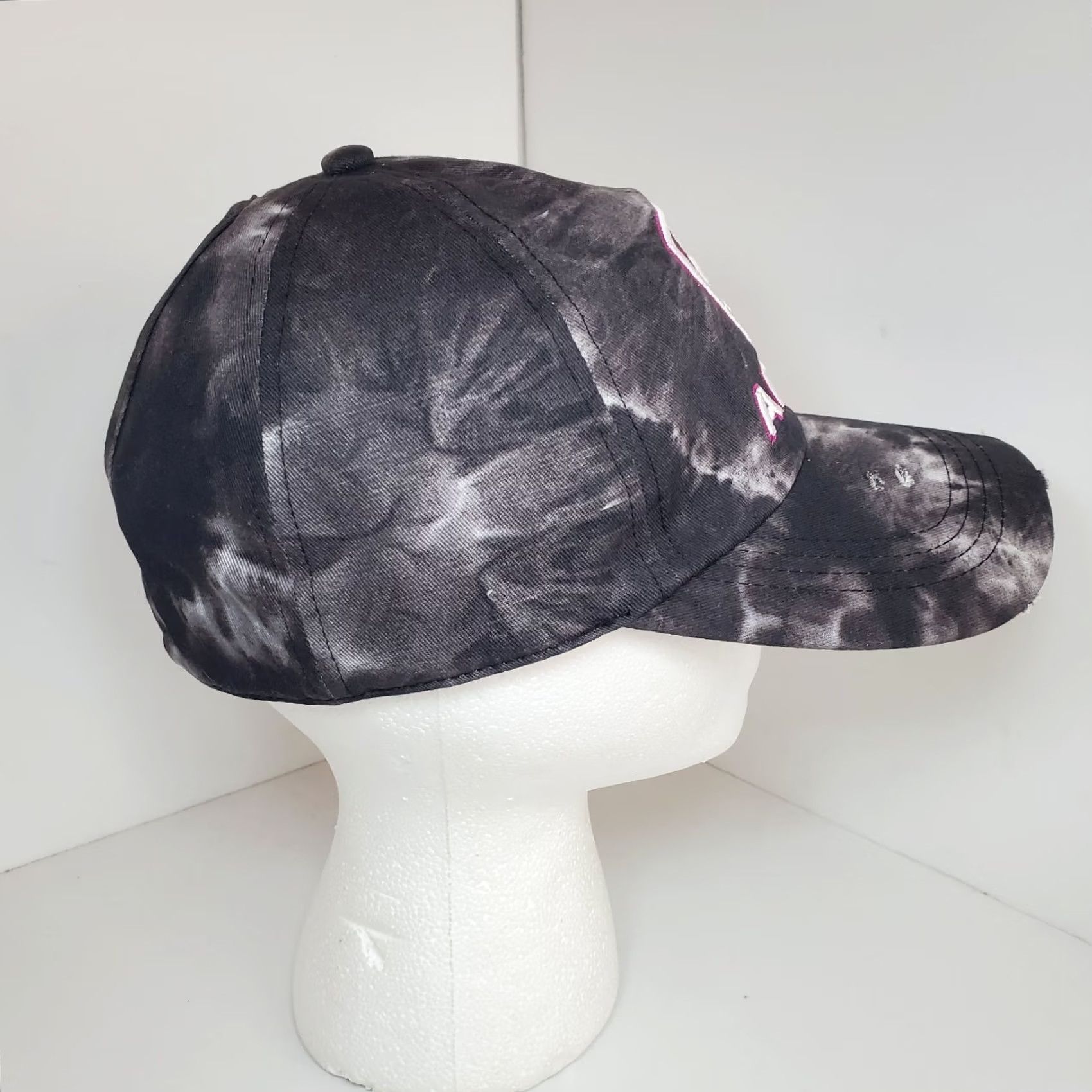 Ariat Ariat x Ponyflo Womens Baseball Cap Adjustable Tie Dye Black Pink Logo Embroidered Cap Women's Hats Size ONE SIZE - 7 Thumbnail