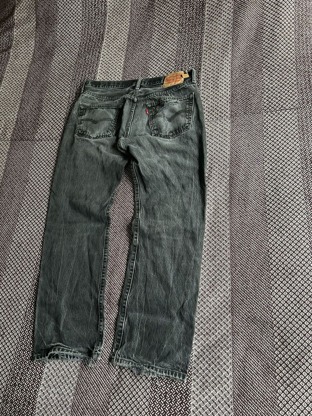 Levi's Vintage Levis Distressed Stonewashed Denim Jeans Size W34L30 Size US 34 / EU 50 - 2 Thumbnail