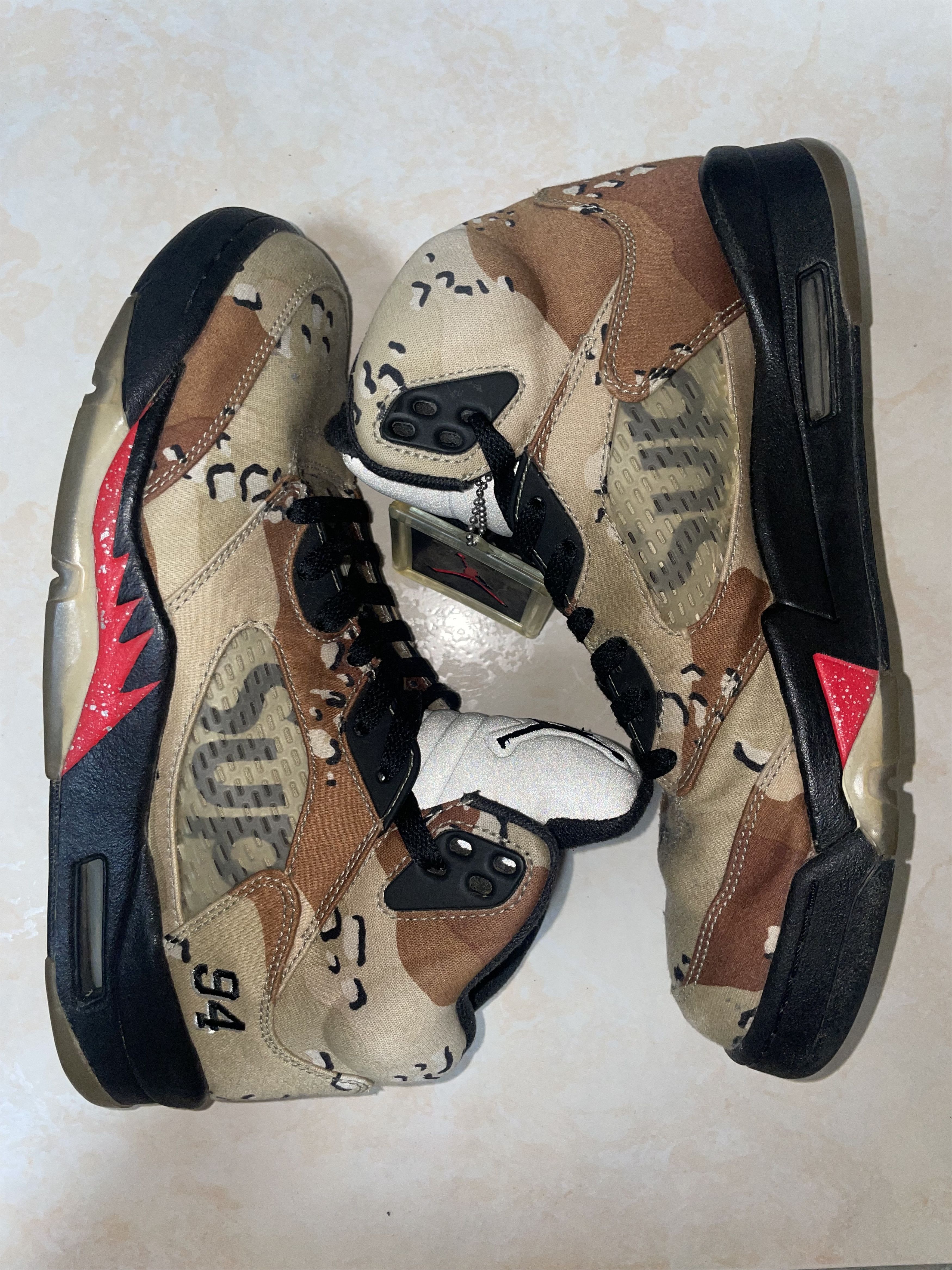Supreme Supreme x Nike Jordan 5 Retro Desert Camo US9.5 Size US 9.5 / EU 42-43 - 2 Thumbnail