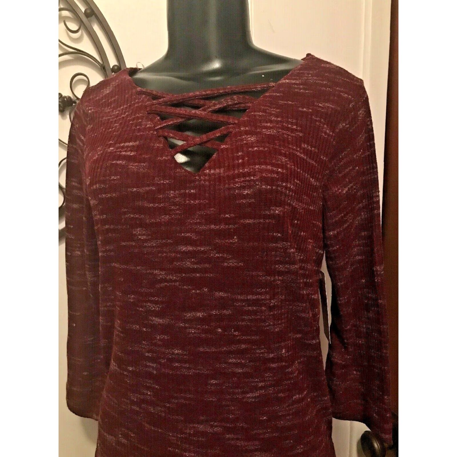 Vintage VINTAGE Small Allie and Rob Burgundy Sheer Light Weight Knit Sweater NWT Women's Size S / US 4 / IT 40 - 2 Thumbnail
