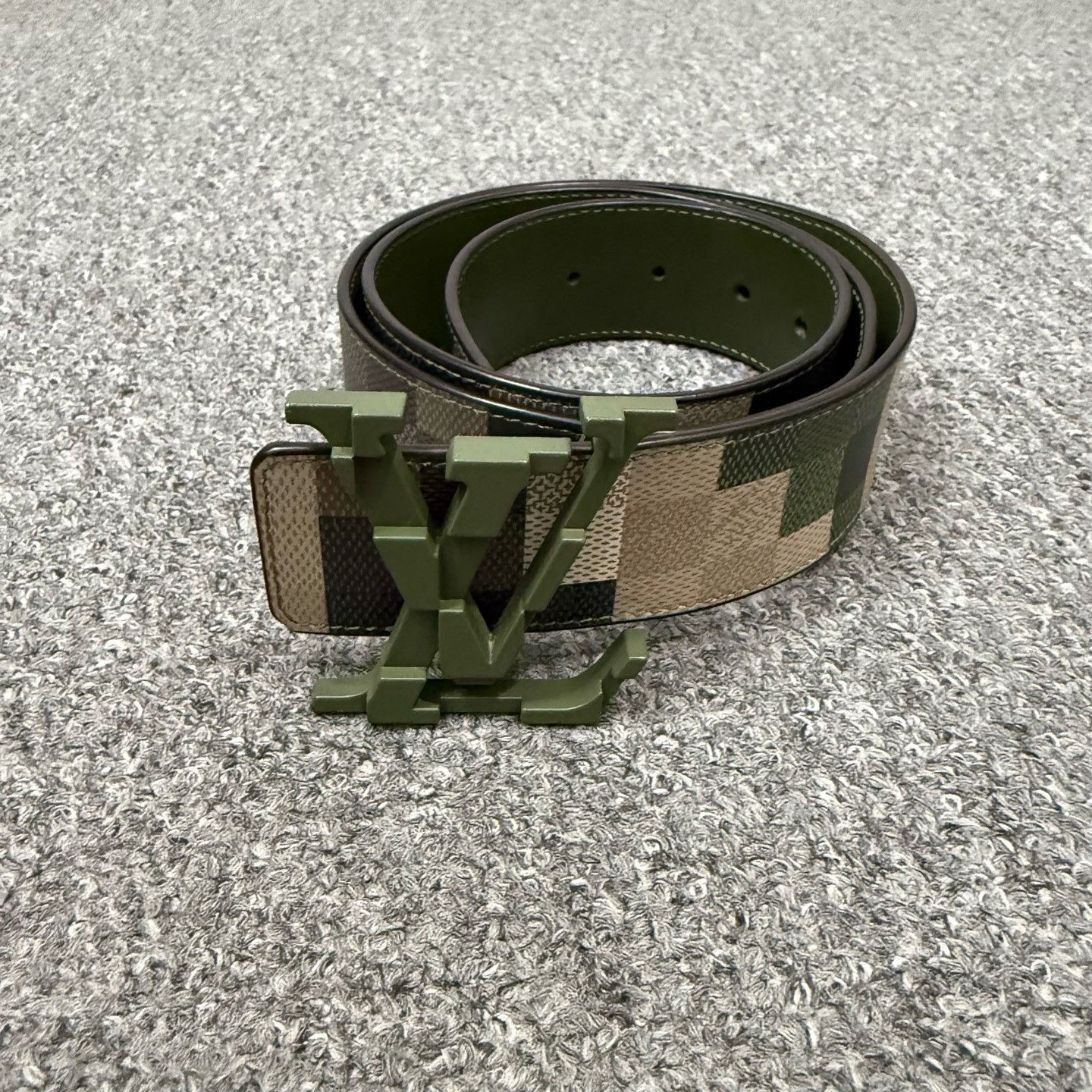 Pharrell Louis Vuitton Mega Pixel LV Belt Size ONE SIZE - 1 Thumbnail