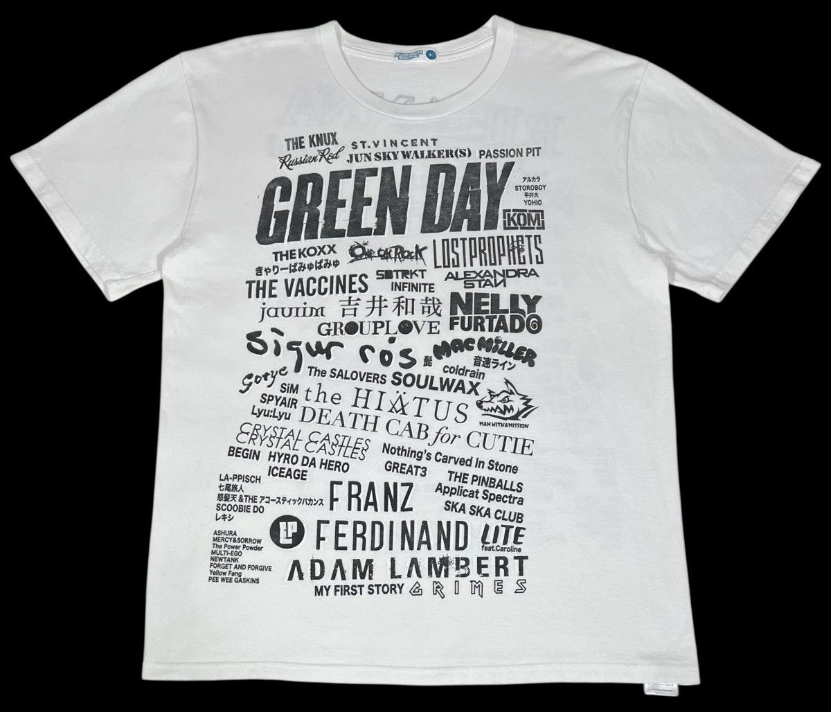 Band Tees Crystal castles Greenday Mac miller Jamiroquai Rihanna SS11 Size US L / EU 52-54 / 3 - 3 Thumbnail