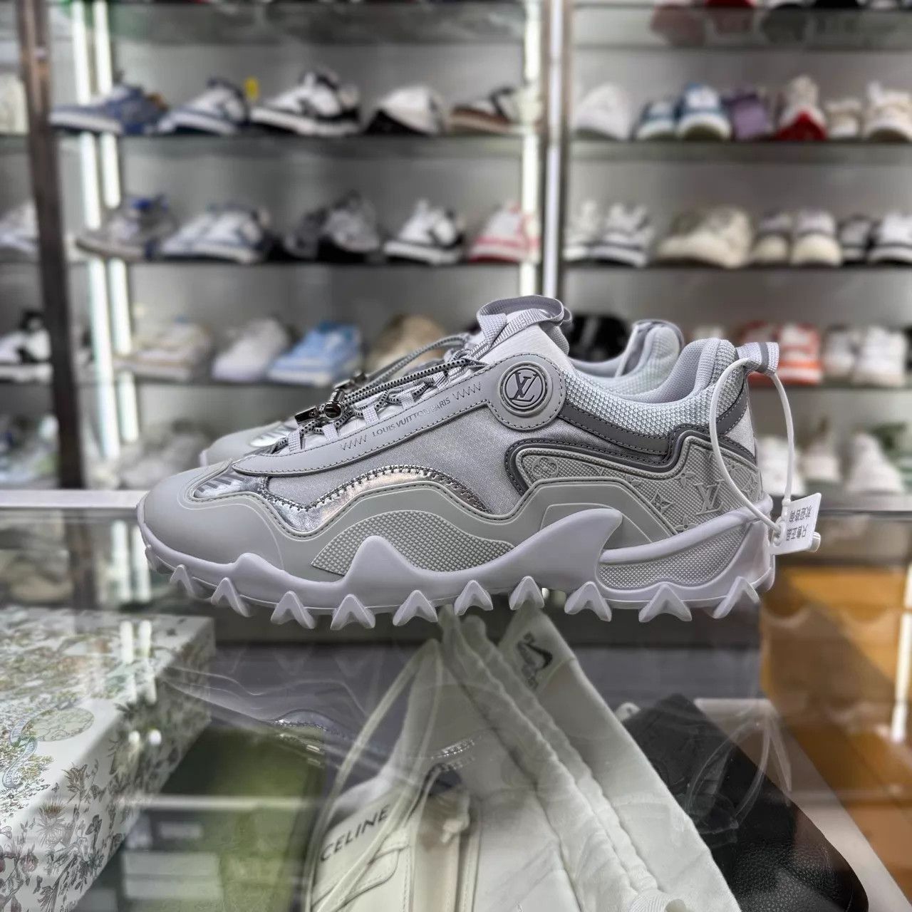 Louis Vuitton LV RUCH Gray Silver 36 Sneakers Size US 5.5 / IT 35.5 - 3 Thumbnail