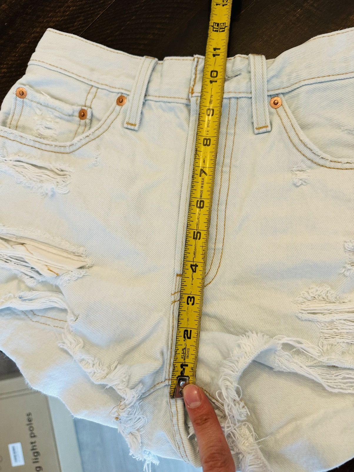 Levi's Levi’s 501 Distressed Women’s Light Wash Button Fly-Size 26 Size 26" / US 2 / IT 38 - 3 Thumbnail