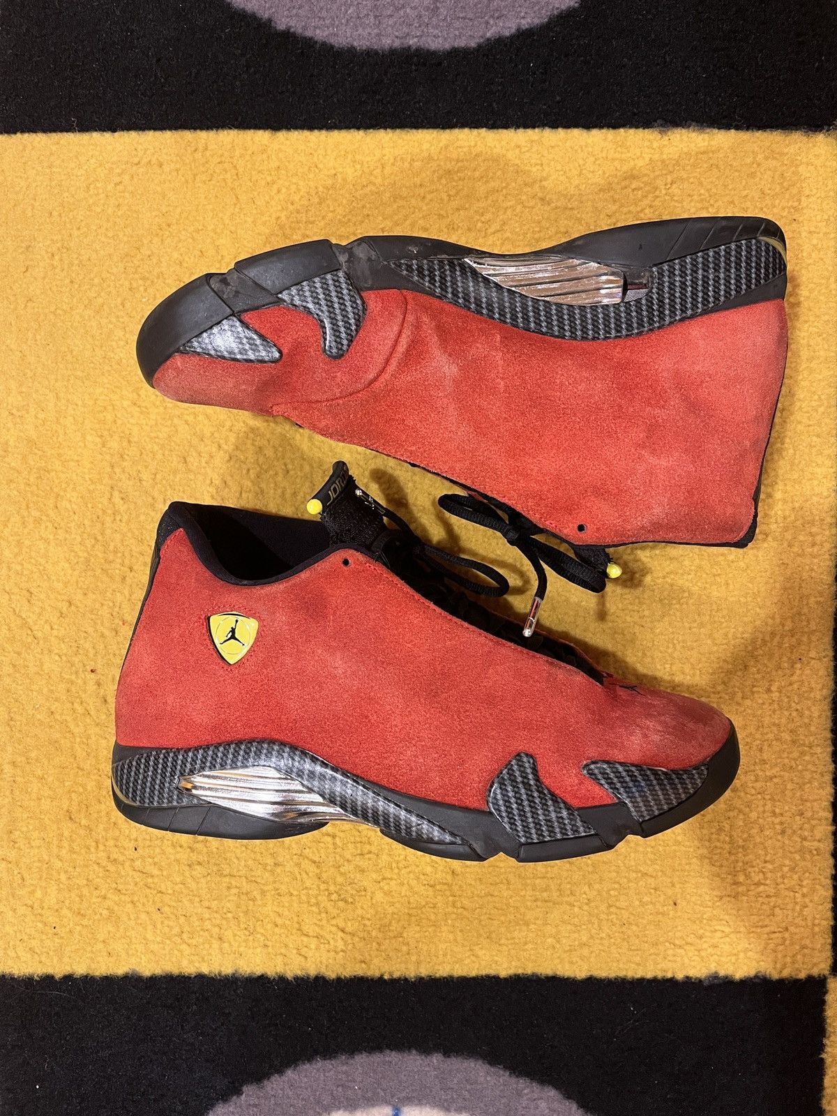 Jordan Brand Jordan 11 Ferrari Size US 10.5 / EU 43-44 - 2 Thumbnail