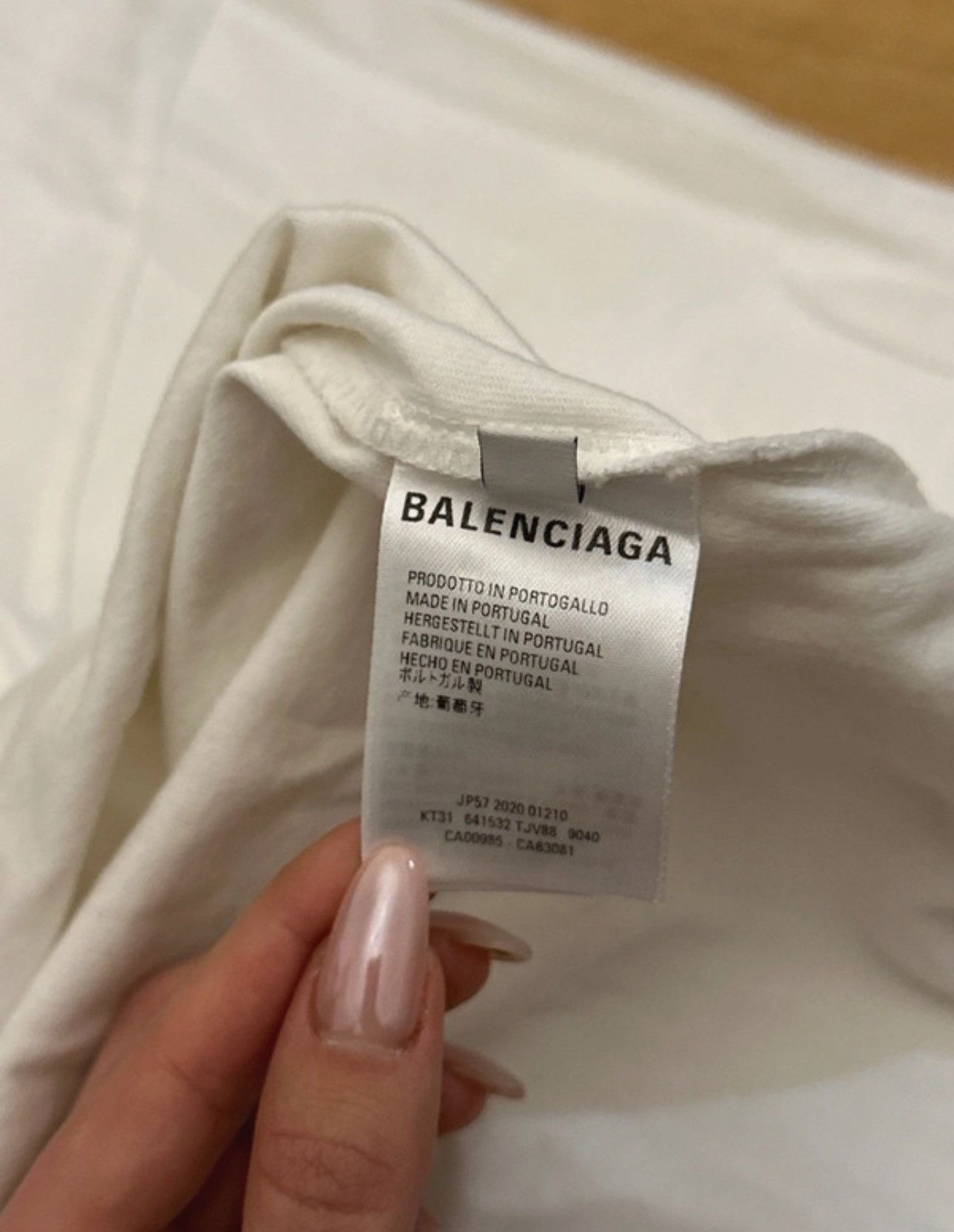 Balenciaga Balenciaga Oversized Arrow Wi-Fi Cotton crew neck t-shirt Size US S / EU 44-46 / 1 - 3 Thumbnail