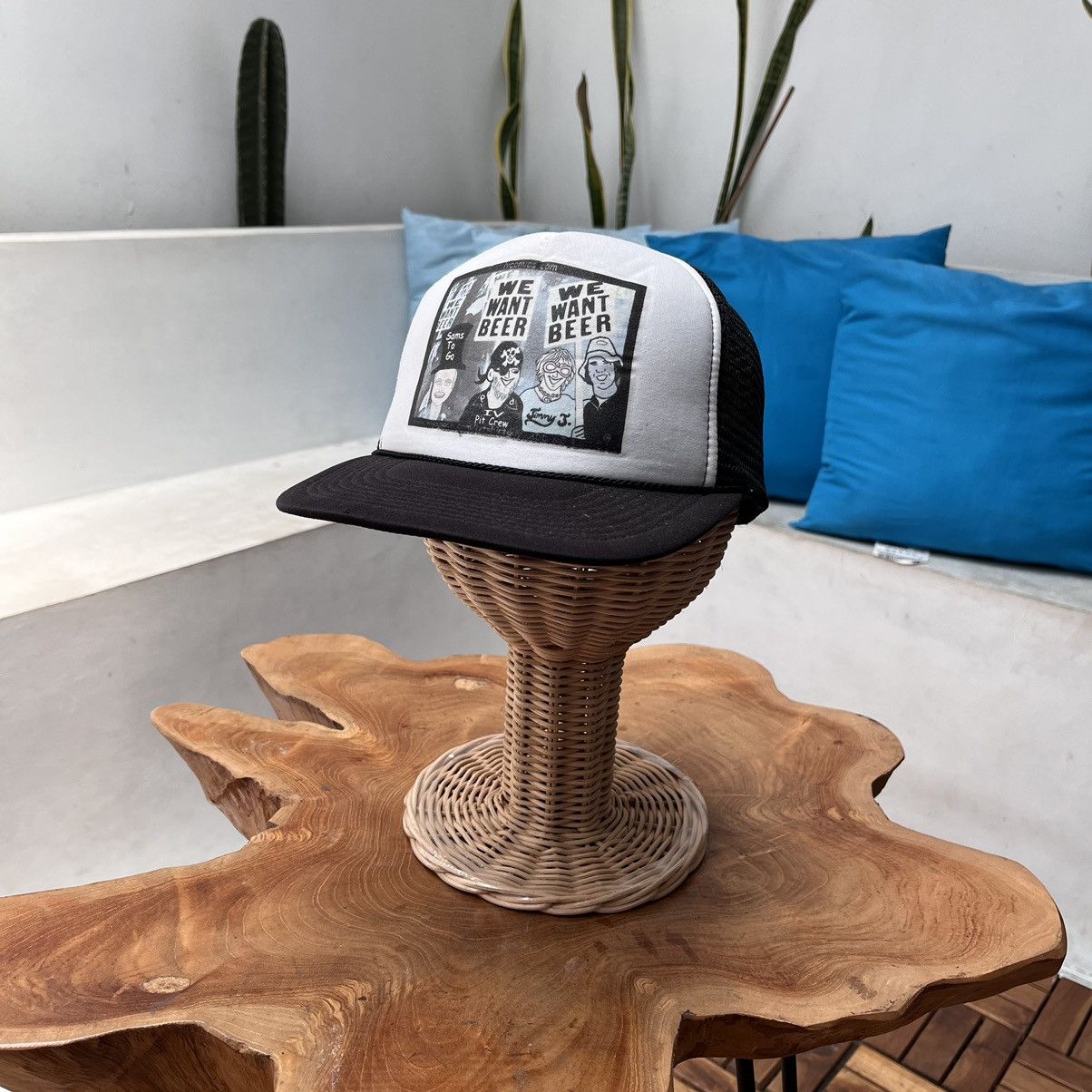 Otto Vintage Trucker Hat IV Comics Jimmy J By Otto Size ONE SIZE - 1 Thumbnail