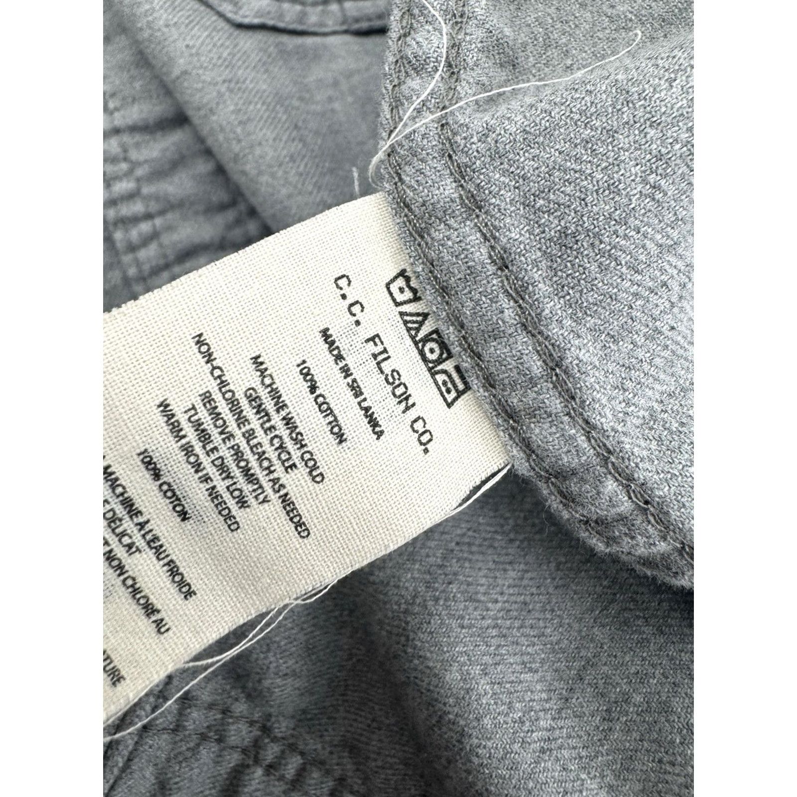 Filson FILSON Flannel Work Shirt Mens L Gray Long Sleeve Button-Up XL? (Original Size: L) Size US L / EU 52-54 / 3 - 6 Thumbnail