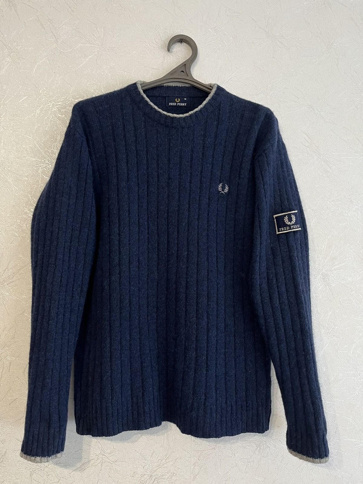 Fred Perry Vintage Fred Perry 100% Wool Navy Men Jumper Pullover Size M Size US M / EU 48-50 / 2 - 1 Thumbnail