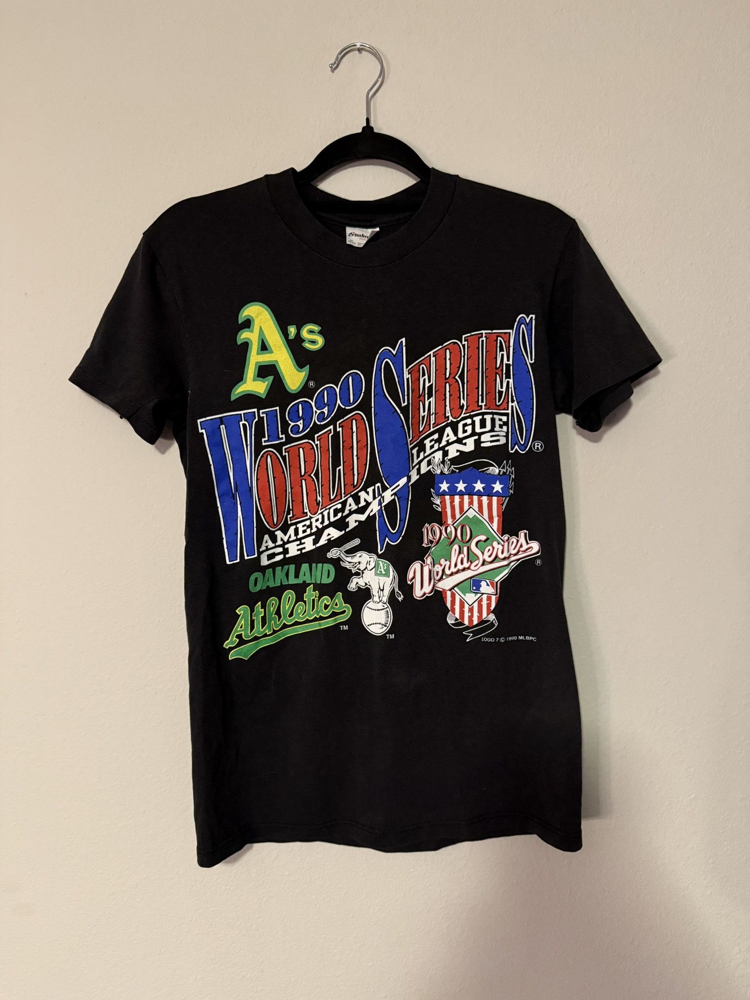 Vintage Vintage 1990 World Series Oakland A's Tee Size US S / EU 44-46 / 1 - 1 Thumbnail