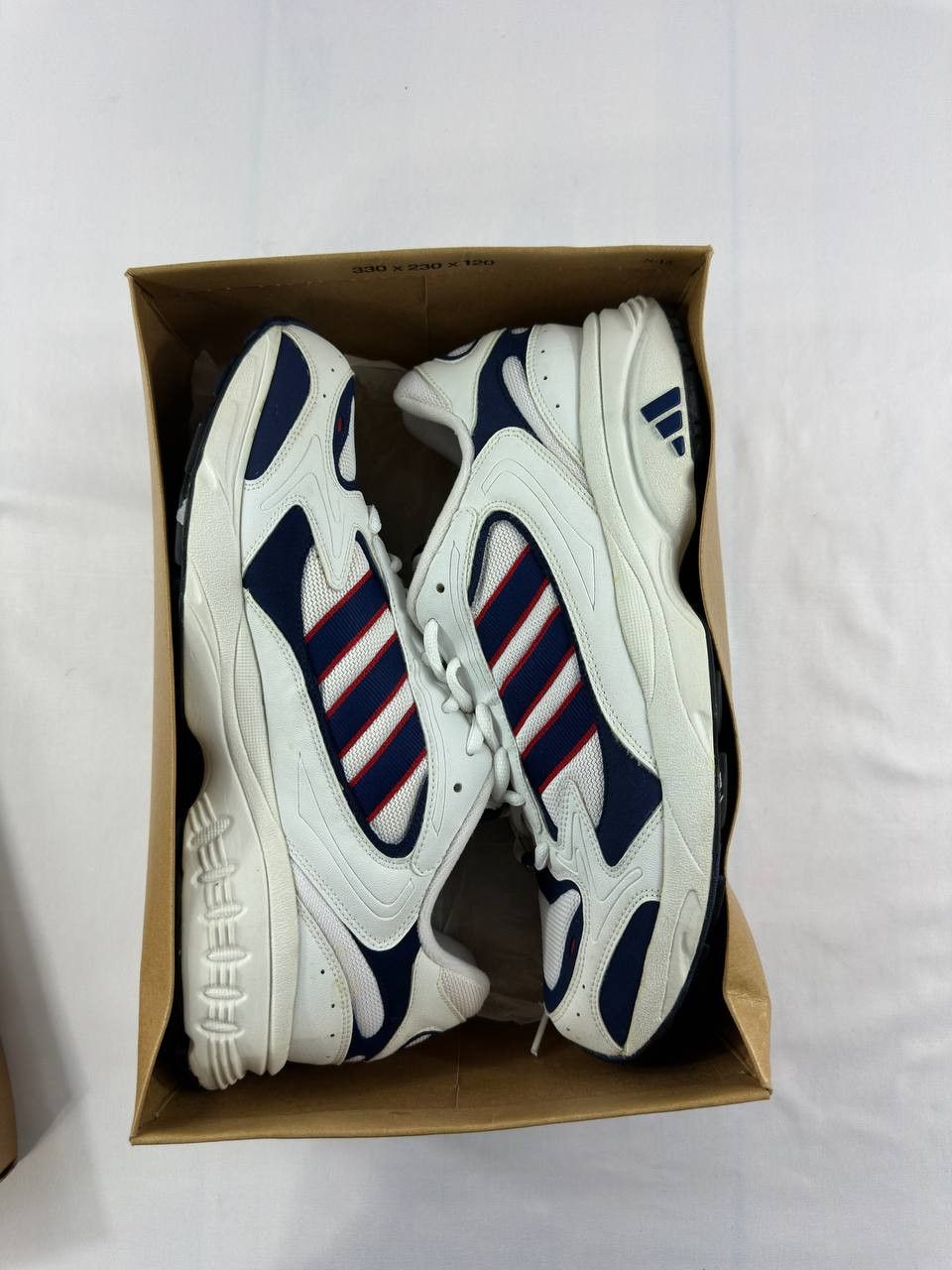 Adidas Vintage Adidas Grind 1 M Shoes 1999 662993 VTG RARE Size US 13 / EU 46 - 9 Thumbnail