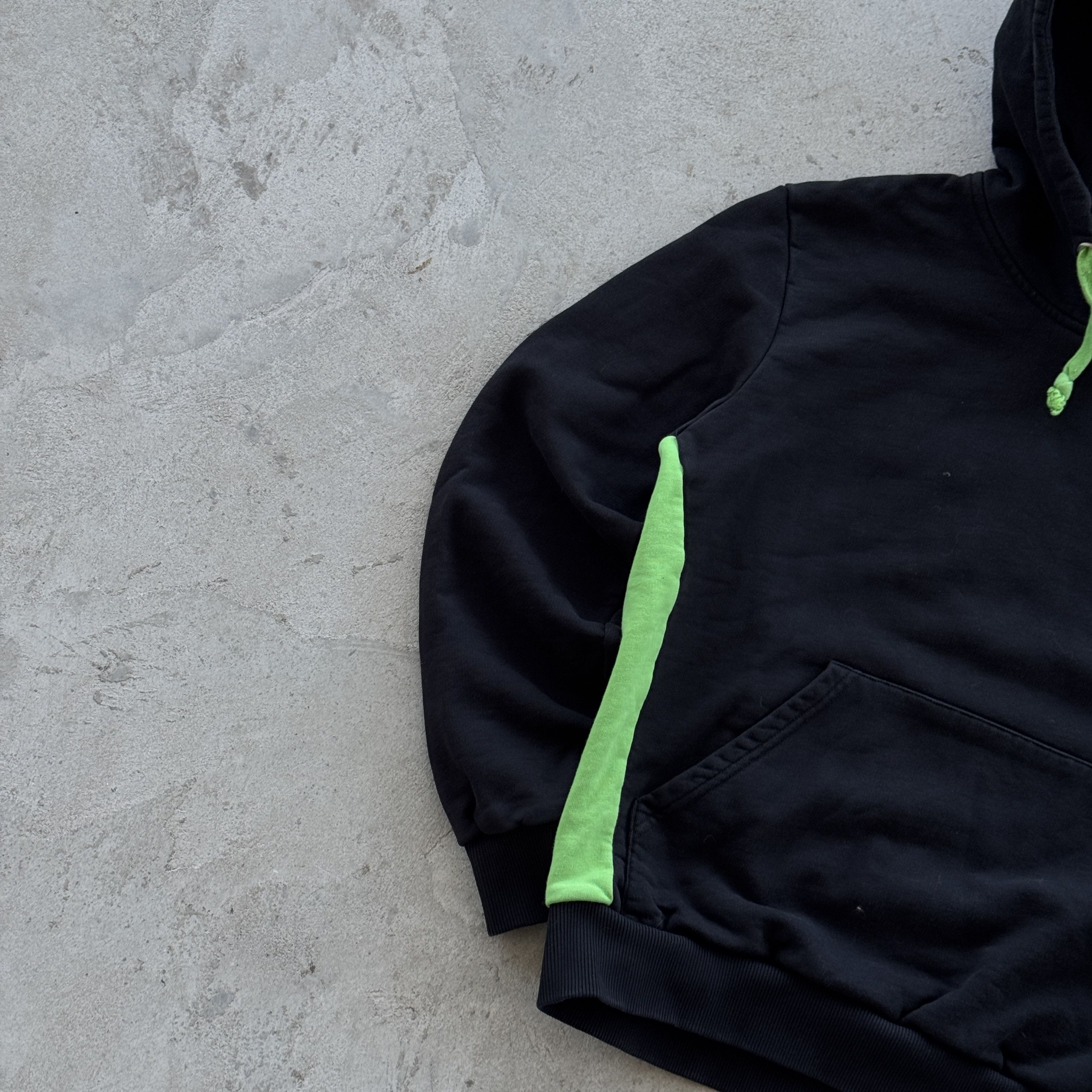 Vintage Vintage Kawasaki Genuine Apparel Hoodie Racing Team Size US L / EU 52-54 / 3 - 4 Thumbnail