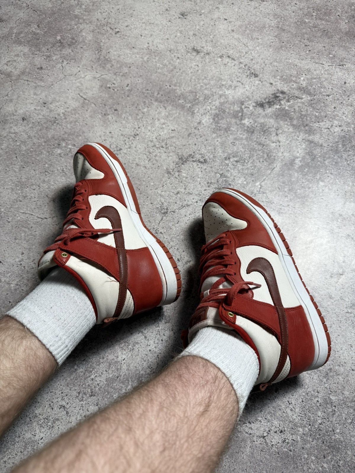 Nike Nike Dunk High LXX White Red Size US 8 / EU 41 - 2 Thumbnail