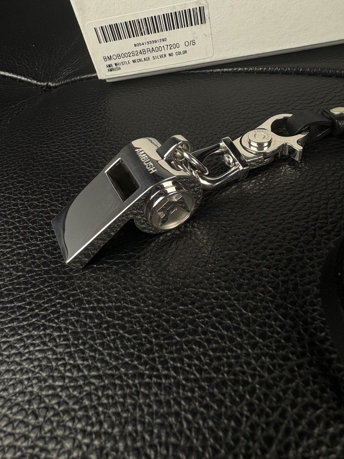 Ambush Design AMBUSH heavy whistle leather necklace on leather strap Size ONE SIZE - 10 Thumbnail