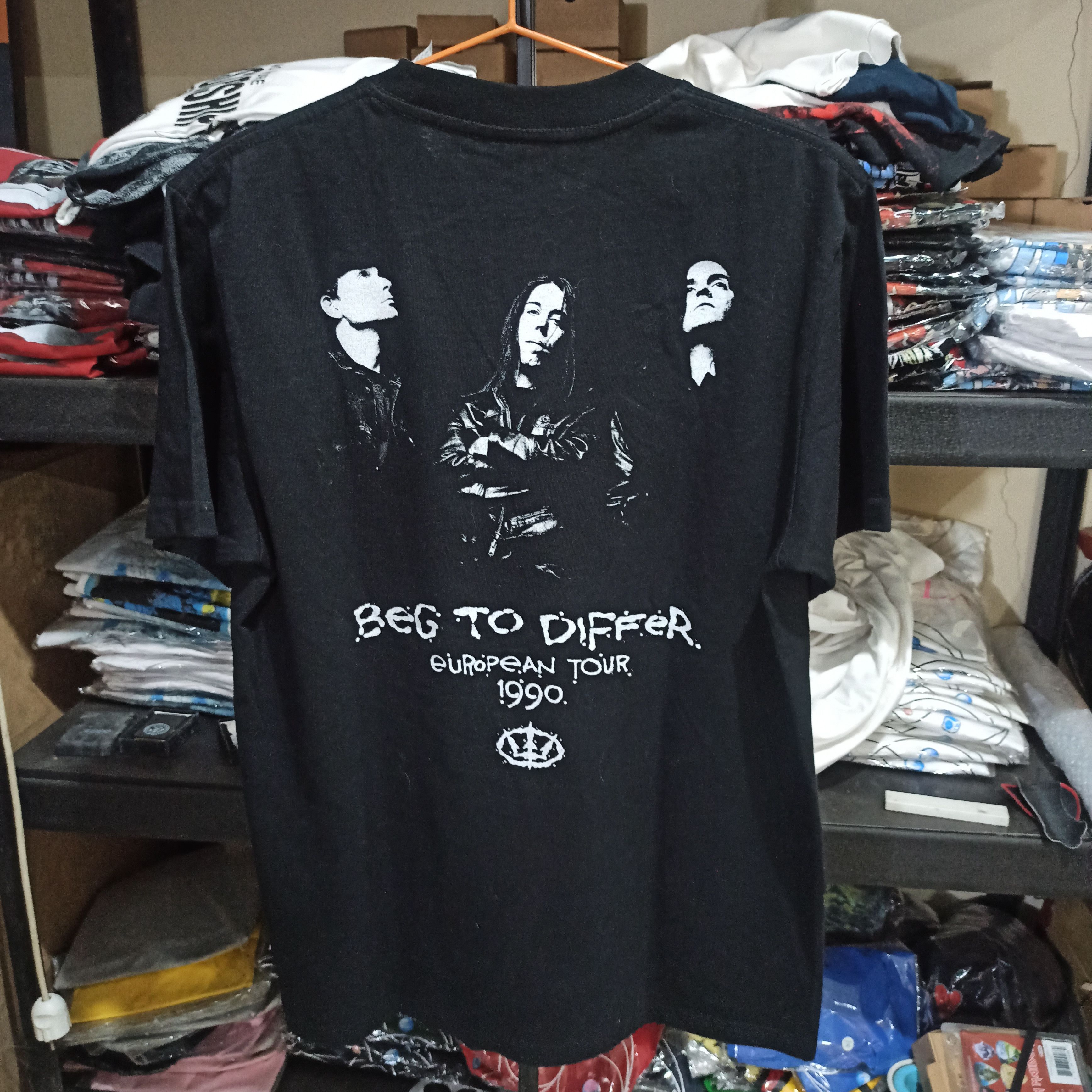 Vintage Prong Beg to Differ Tour 90 Size US M / EU 48-50 / 2 - 3 Thumbnail