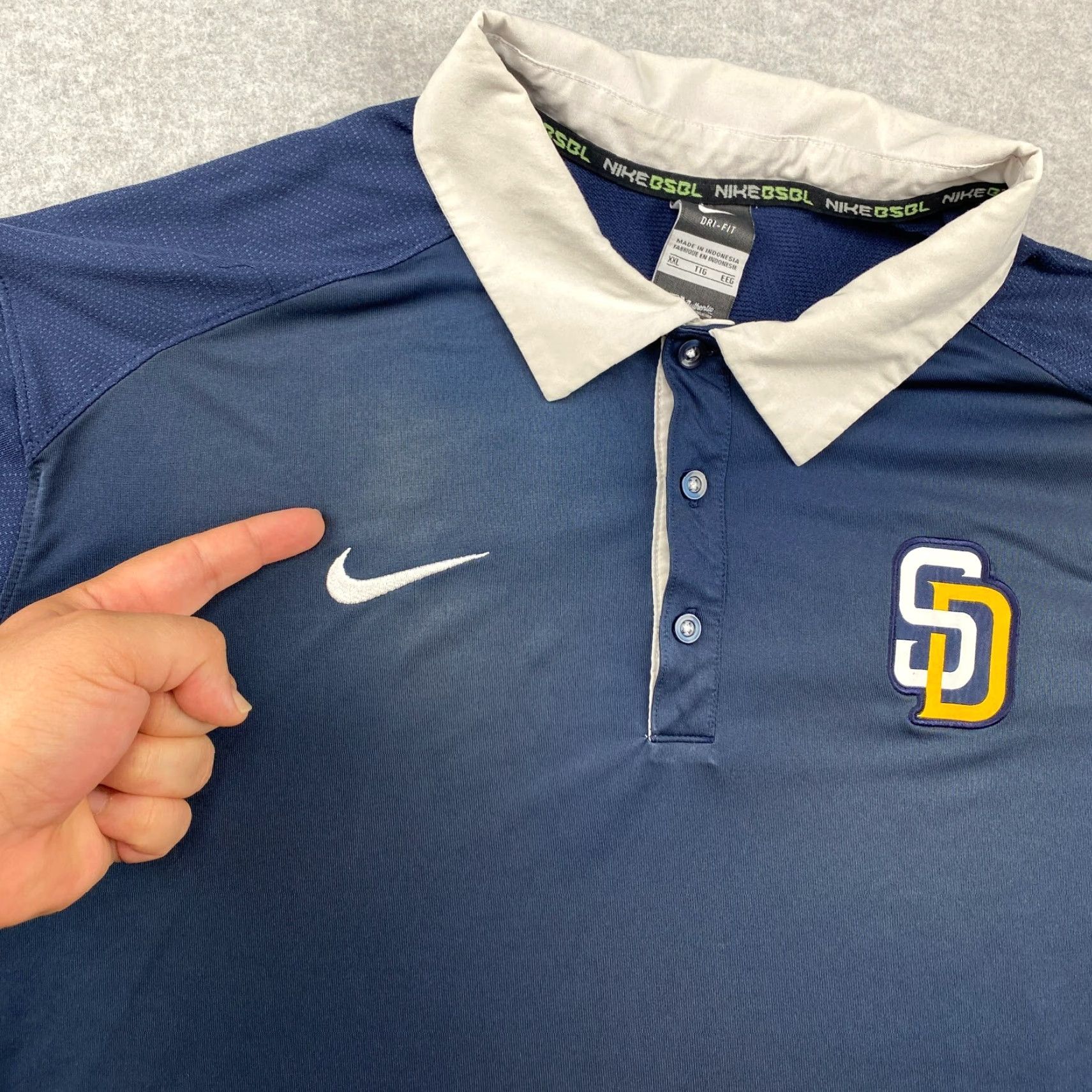 Nike Nike Dri-FIT Polo Shirt Mens 2XL Blue Embroidered Short Sleeve Polo Shirt Nike Baseball Casual Shirt Size US XXL / EU 58 / 5 - 3 Thumbnail