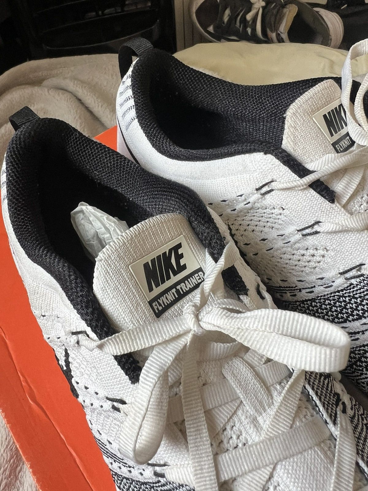 Nike Nike Flyknit Trainer White + padded Size US 10.5 / EU 43-44 - 2 Thumbnail