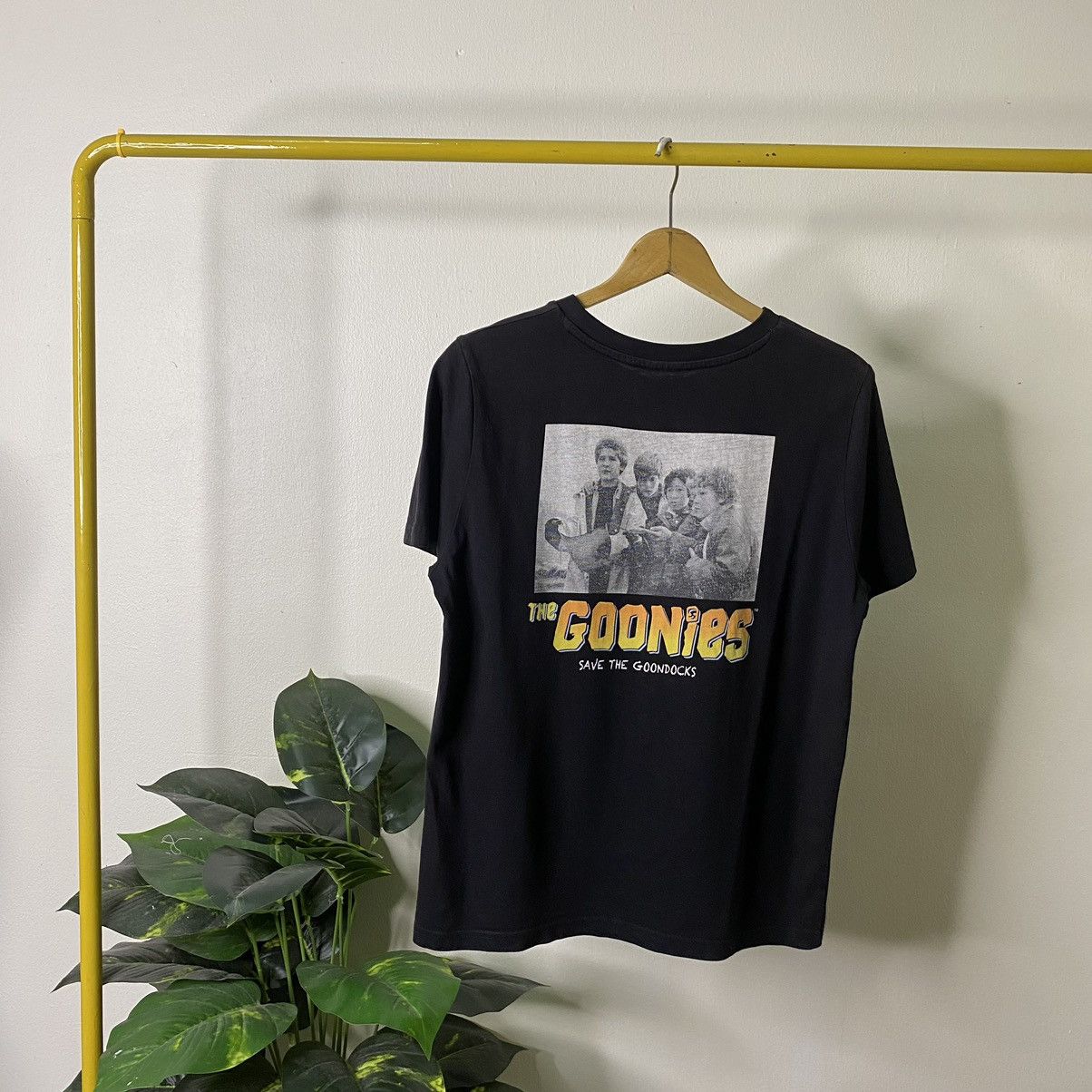 Vintage × Warner Bros Warner Bros x The Goonies Movie 100th Anniversary Tee Size US M / EU 48-50 / 2 - 1 Thumbnail