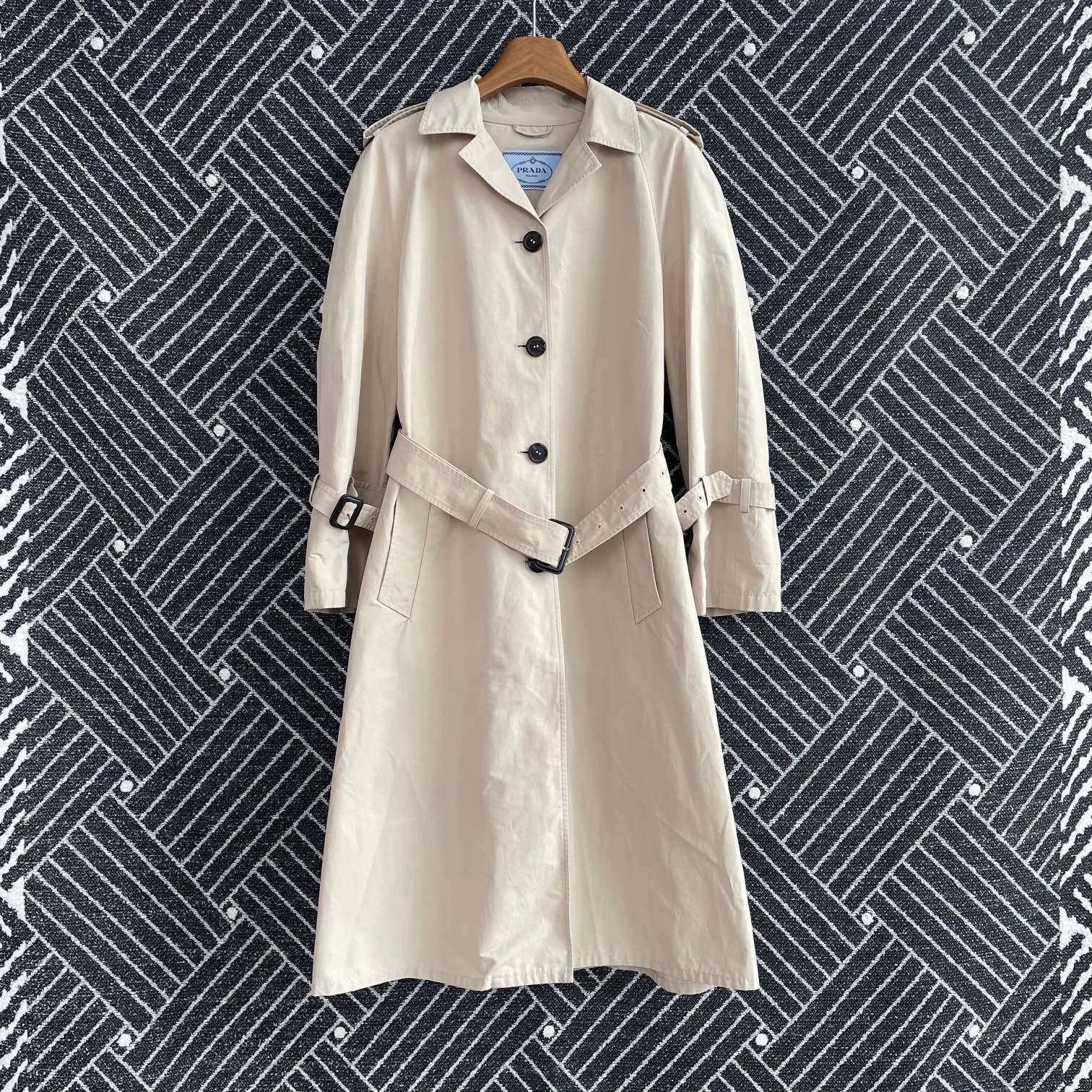 Prada Prada 98 new beige long coat 38 Size XS / US 0-2 / IT 36-38 - 1 Thumbnail