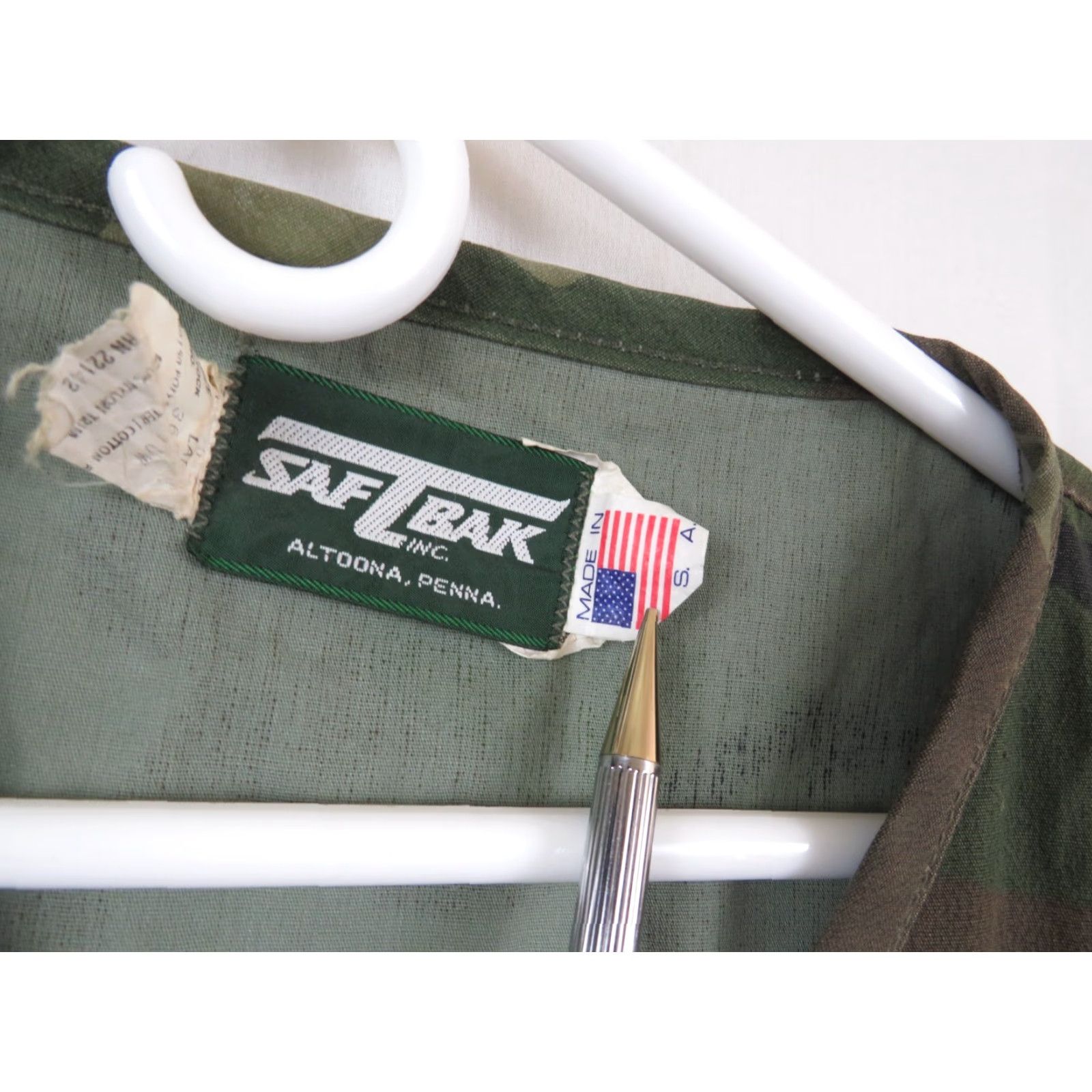 SafTbak VTG SafTbak L Hunting Camo Vest Men's Cotton Zip Pockets Game Pouch Brown Fall Winter USA Vintage Size US L / EU 52-54 / 3 - 5 Thumbnail