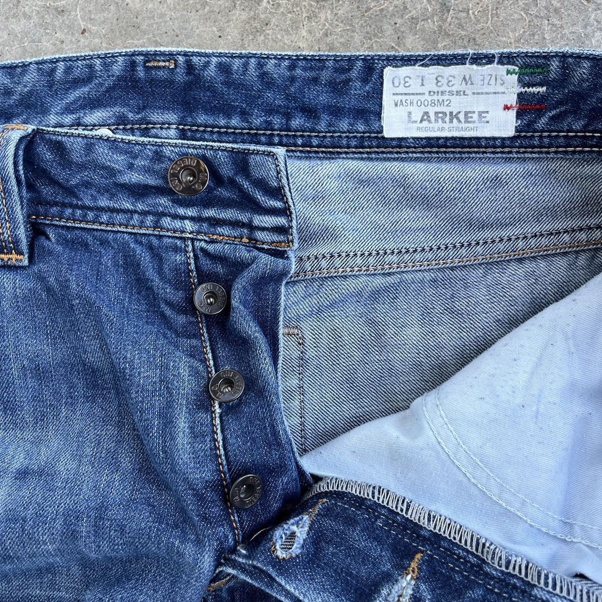 Diesel × Japanese Brand × Vintage Y2K Diesel jeans larkee straight leg denim Italy 33x30 Size US 33 - 6 Thumbnail