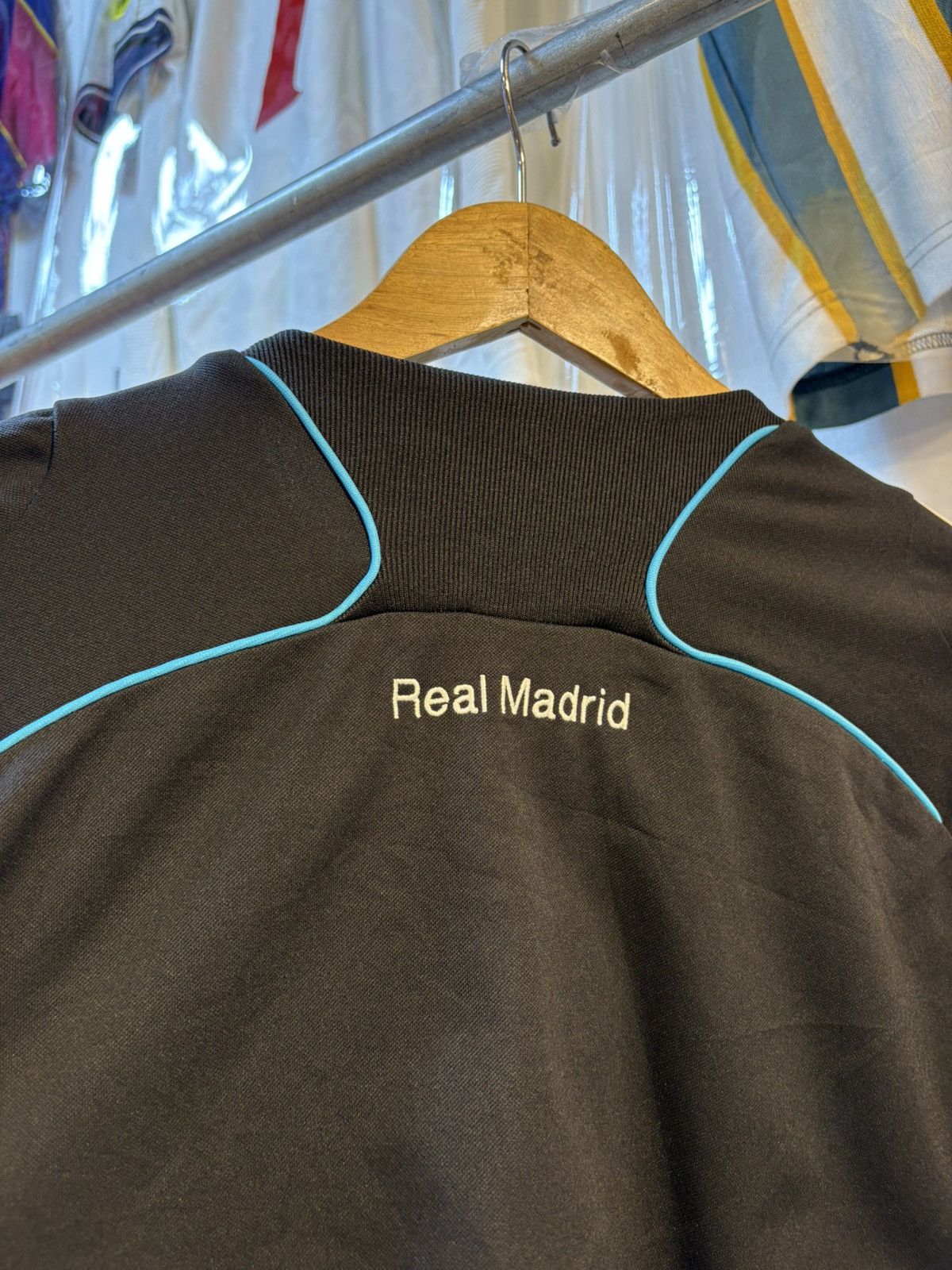 Adidas Vintage Y2K Real Madrid CF Tracksuit Size US L / EU 52-54 / 3 - 13 Thumbnail