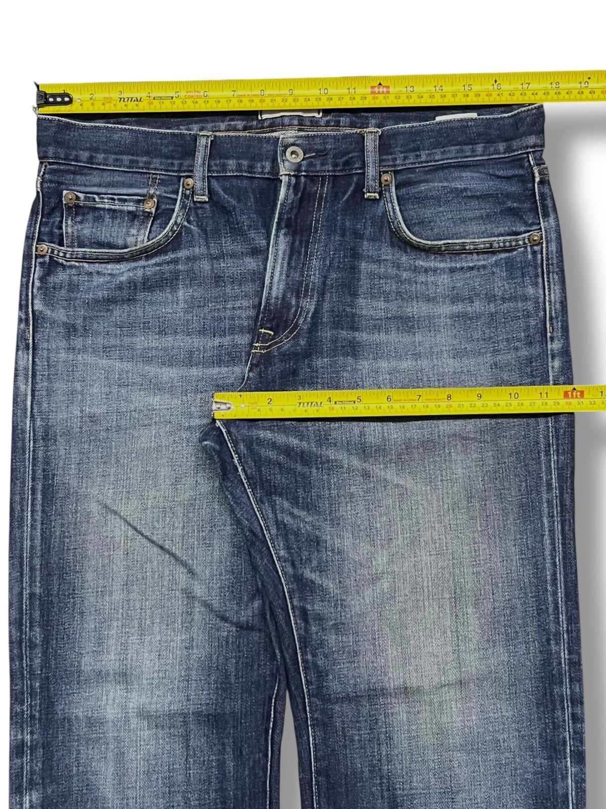 Uniqlo Loose Vintage Uniqlo Kaihara Japan - Faded Wash Jeans Size US 35 - 17 Thumbnail