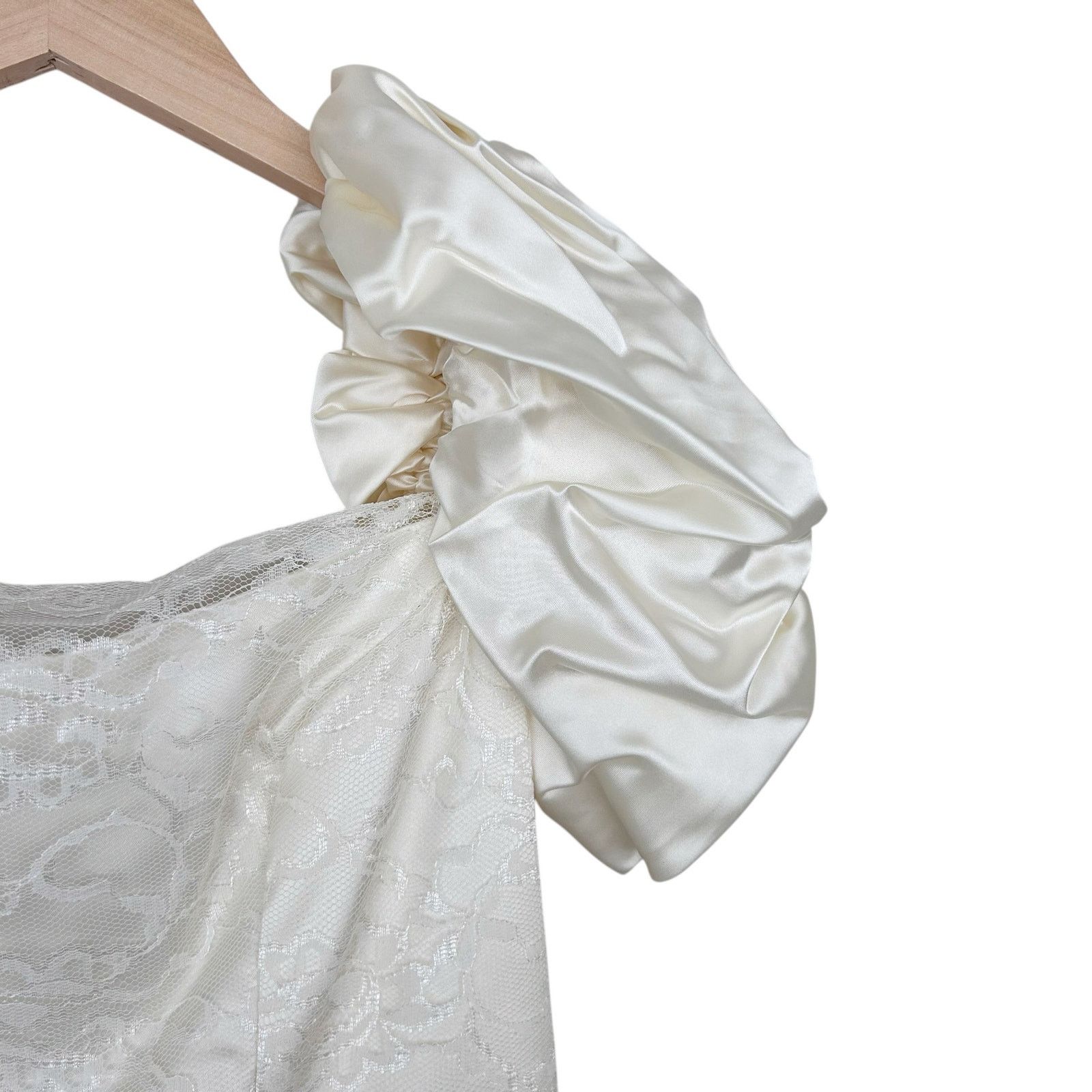 Vintage Vintage 80s Union Made Puff Sleeve Wedding Dress Sz 8 Size M / US 6-8 / IT 42-44 - 3 Thumbnail