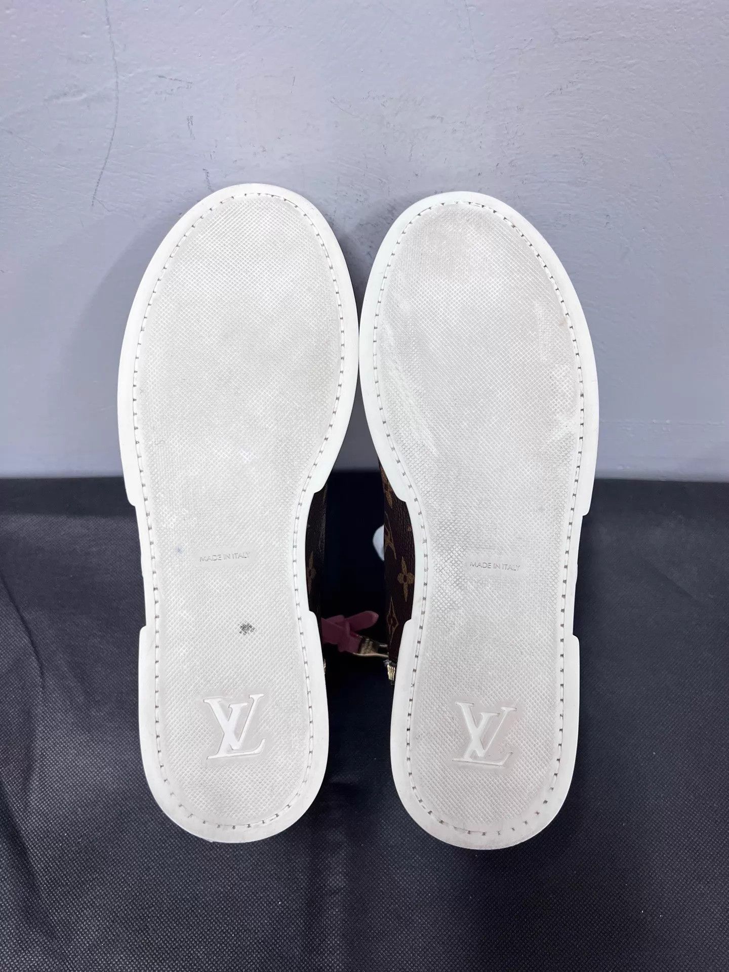 Louis Vuitton LV Monogram All-Over Print High-Top Sneakers 36.5 Mint Size US 6 / IT 36 - 7 Thumbnail