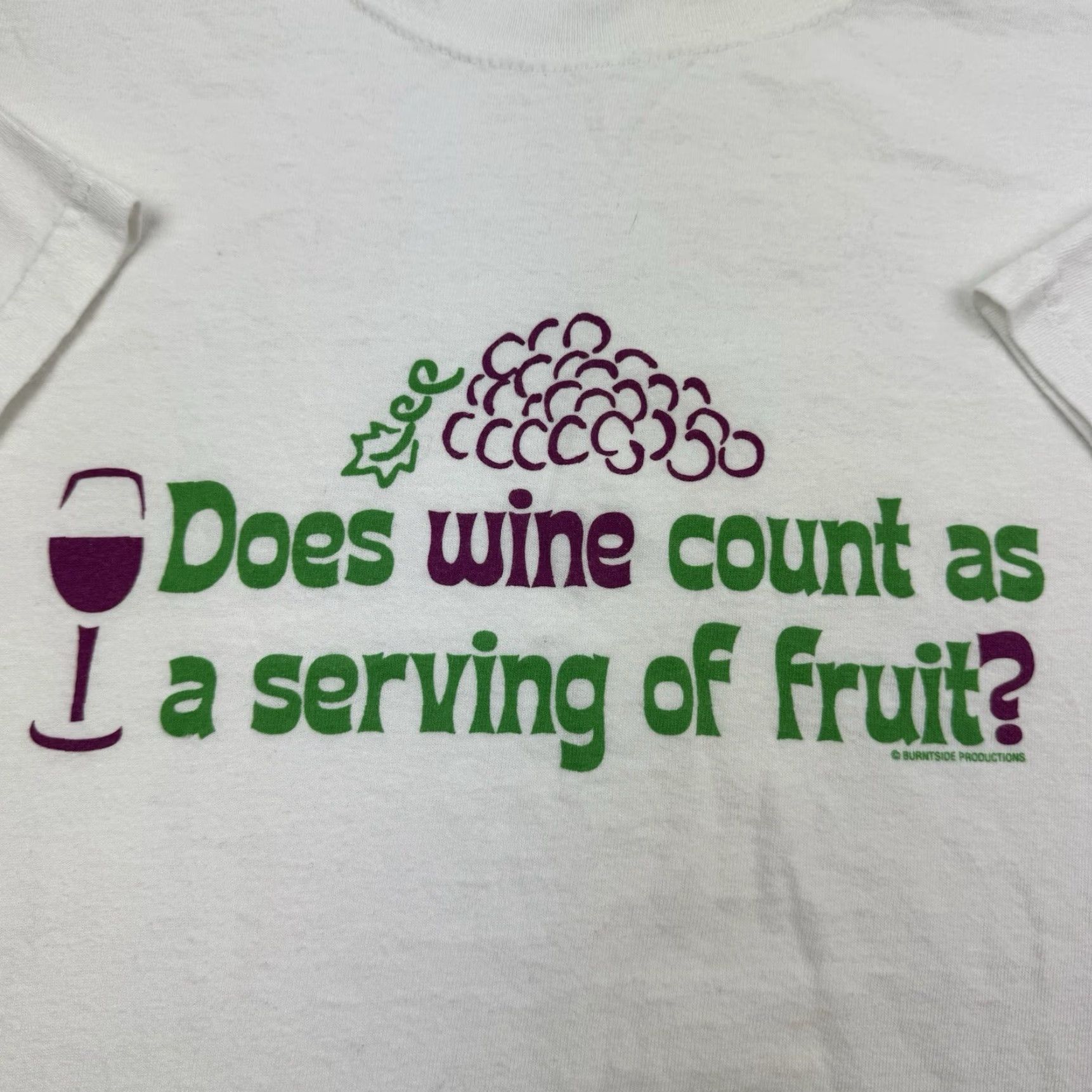 Gildan VINTAGE Funny Wine T Shirt Adult XL White Does Wine Count As Serving Of Fruit Shirt Mens 90s Size US XL / EU 56 / 4 - 2 Thumbnail