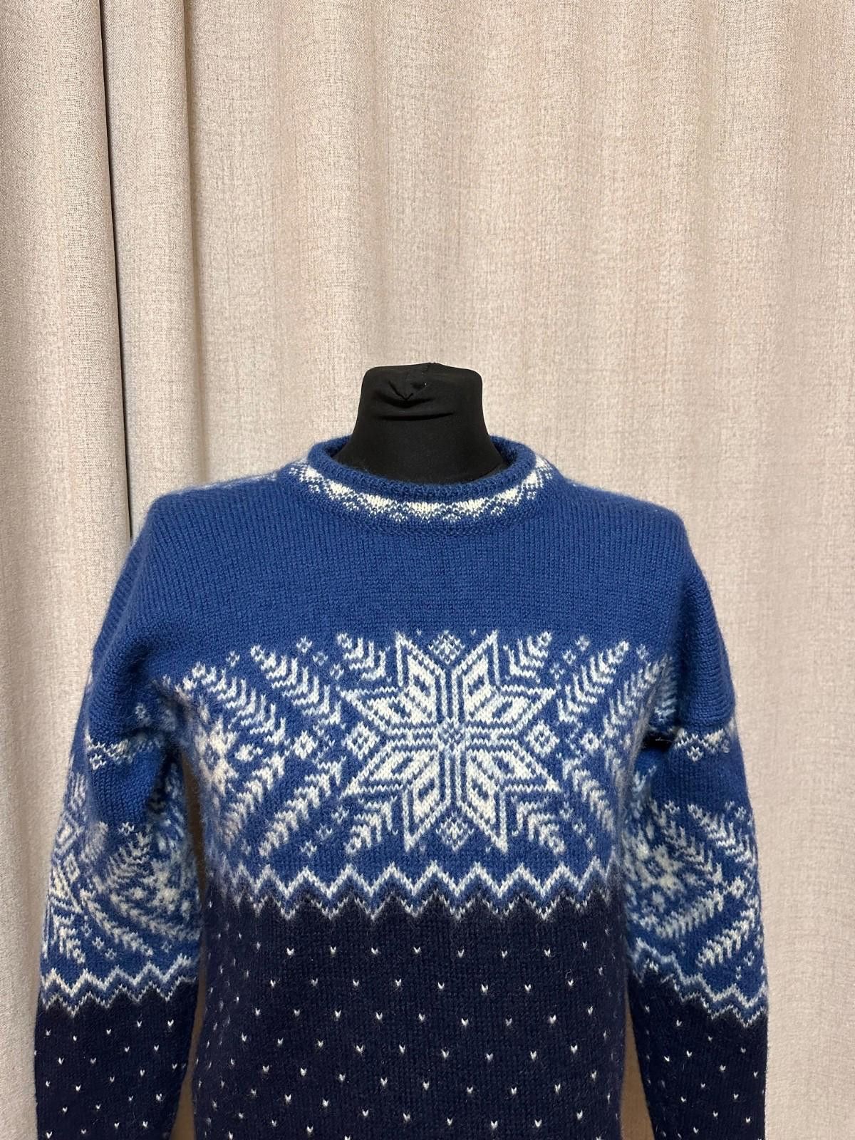 Dale Of Norway Dale of Norway Blue and White Snowflake Sweater Men's Sz M Size US M / EU 48-50 / 2 - 2 Thumbnail