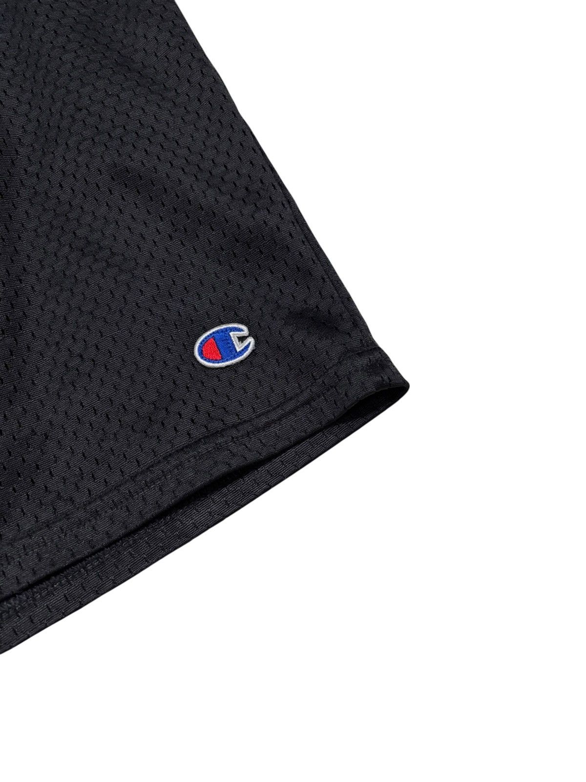 Champion × Market Chinatown Market x Champion Mesh 3M Shorts Size Medium Size US 32 / EU 48 - 2 Thumbnail