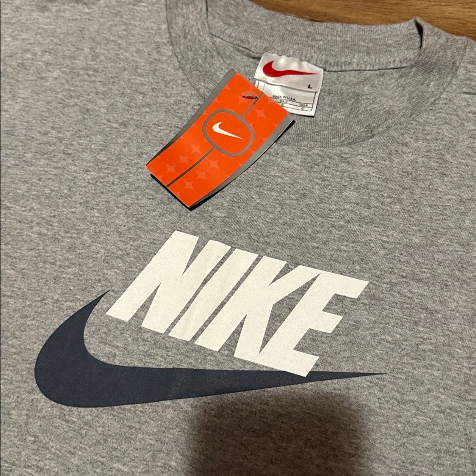 Nike 90s Nike Spell Out Center Swoosh Short Sleeve Size US L / EU 52-54 / 3 - 2 Thumbnail