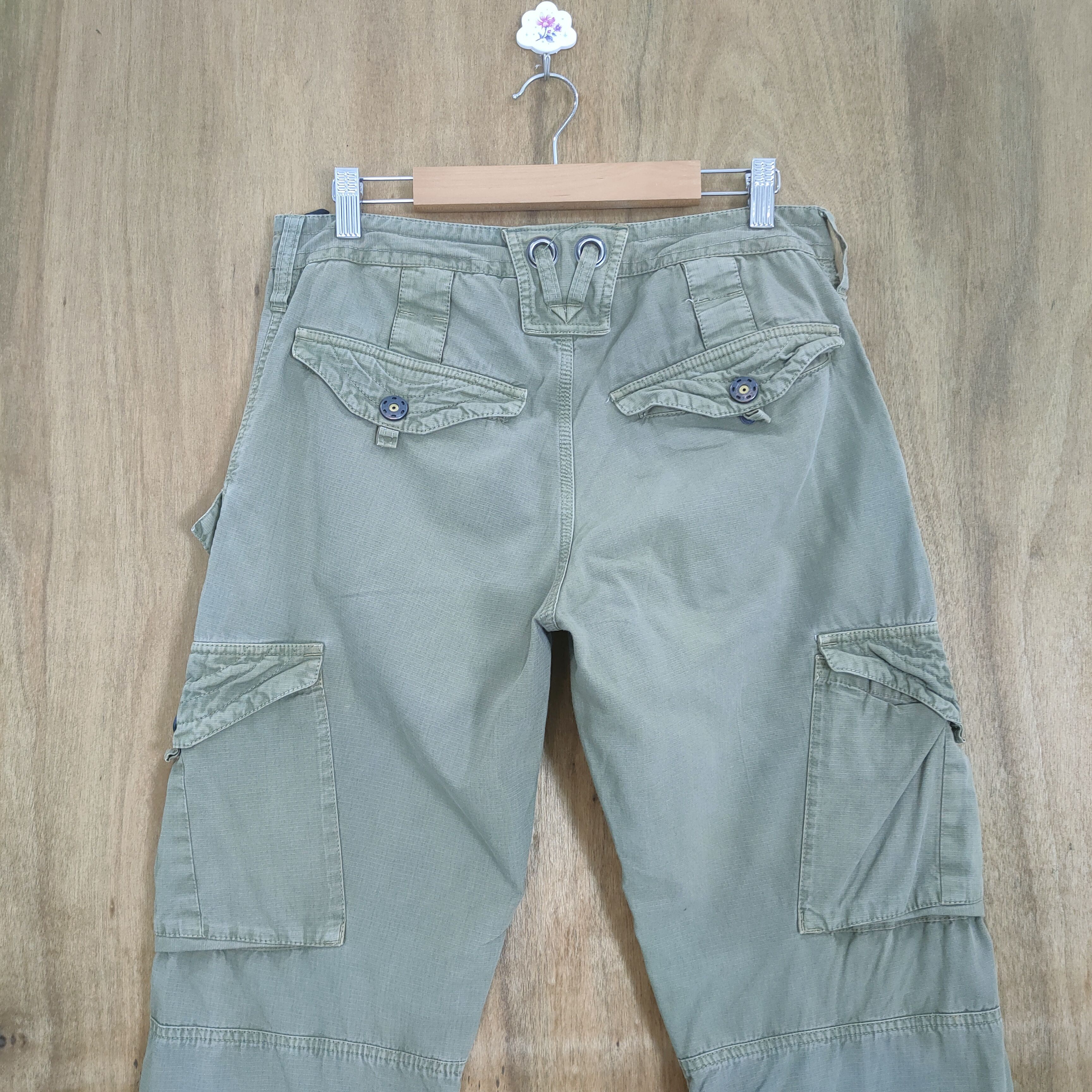 Japanese Brand VINTAGE 55D TWIS LEG FADED CARGO PANTS Size US 30 / EU 46 - 8 Thumbnail