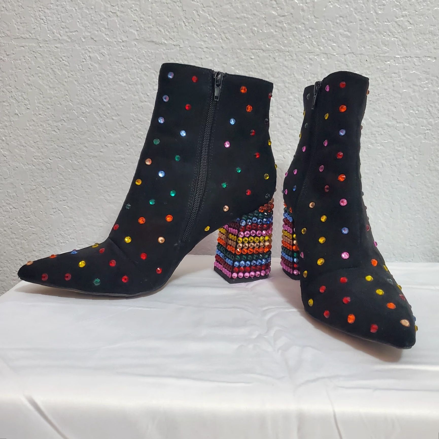 Betsey Johnson Betsey Johnson Kaydence Boots Black 9.5 Ankle Bootie Block Heel Pointed Toe Zipper Rhinestone Festival Size US 10 / IT 40 - 5 Thumbnail