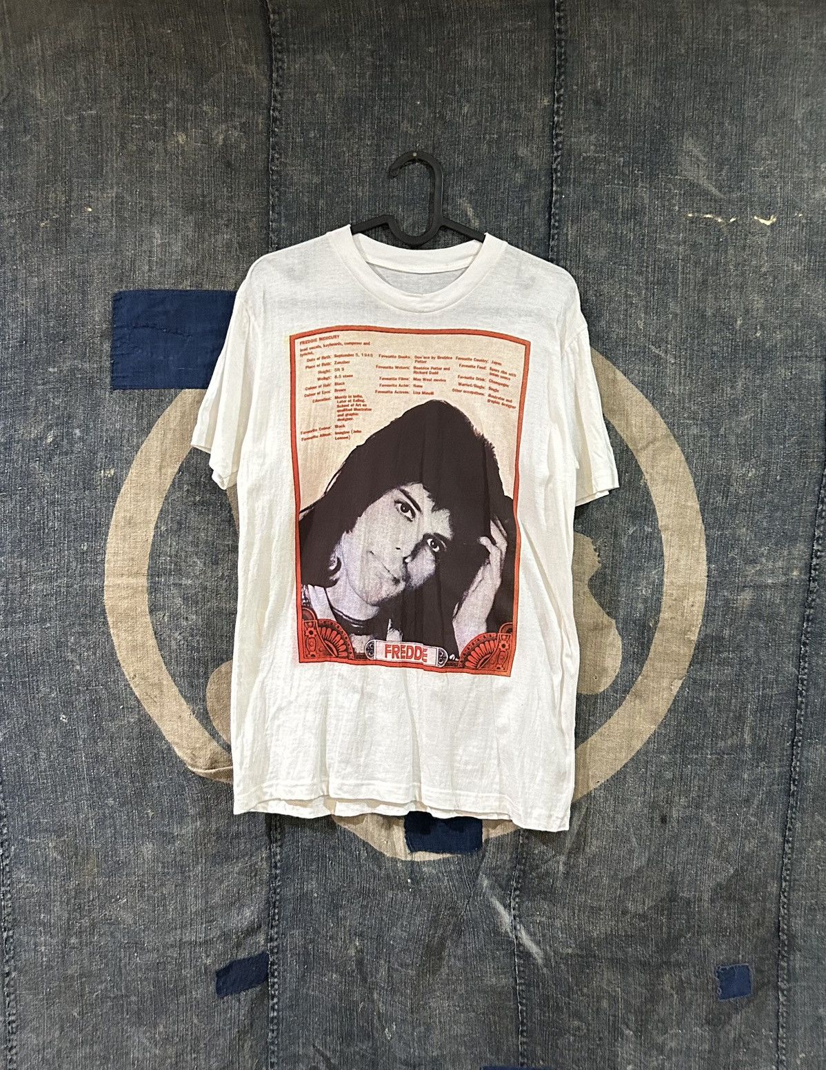 Band Tees 00s Vintage Freddie Mercury Queen Band T Shirt Size US L / EU 52-54 / 3 - 1 Thumbnail