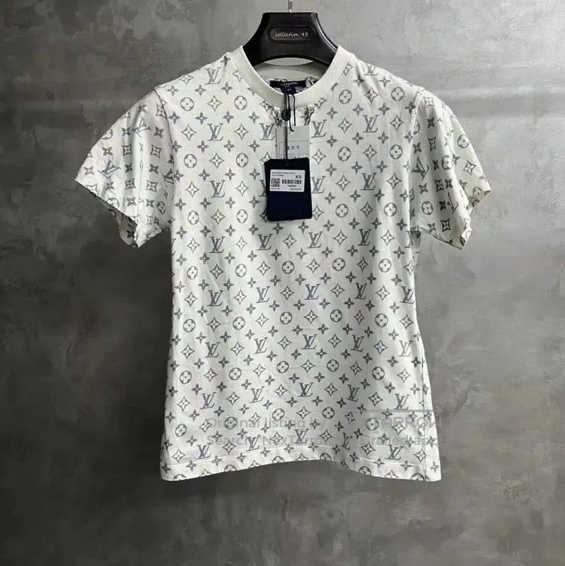Louis Vuitton Louis Vuitton White Cotton Women's T. Size XS / US 0-2 / IT 36-38 - 1 Thumbnail