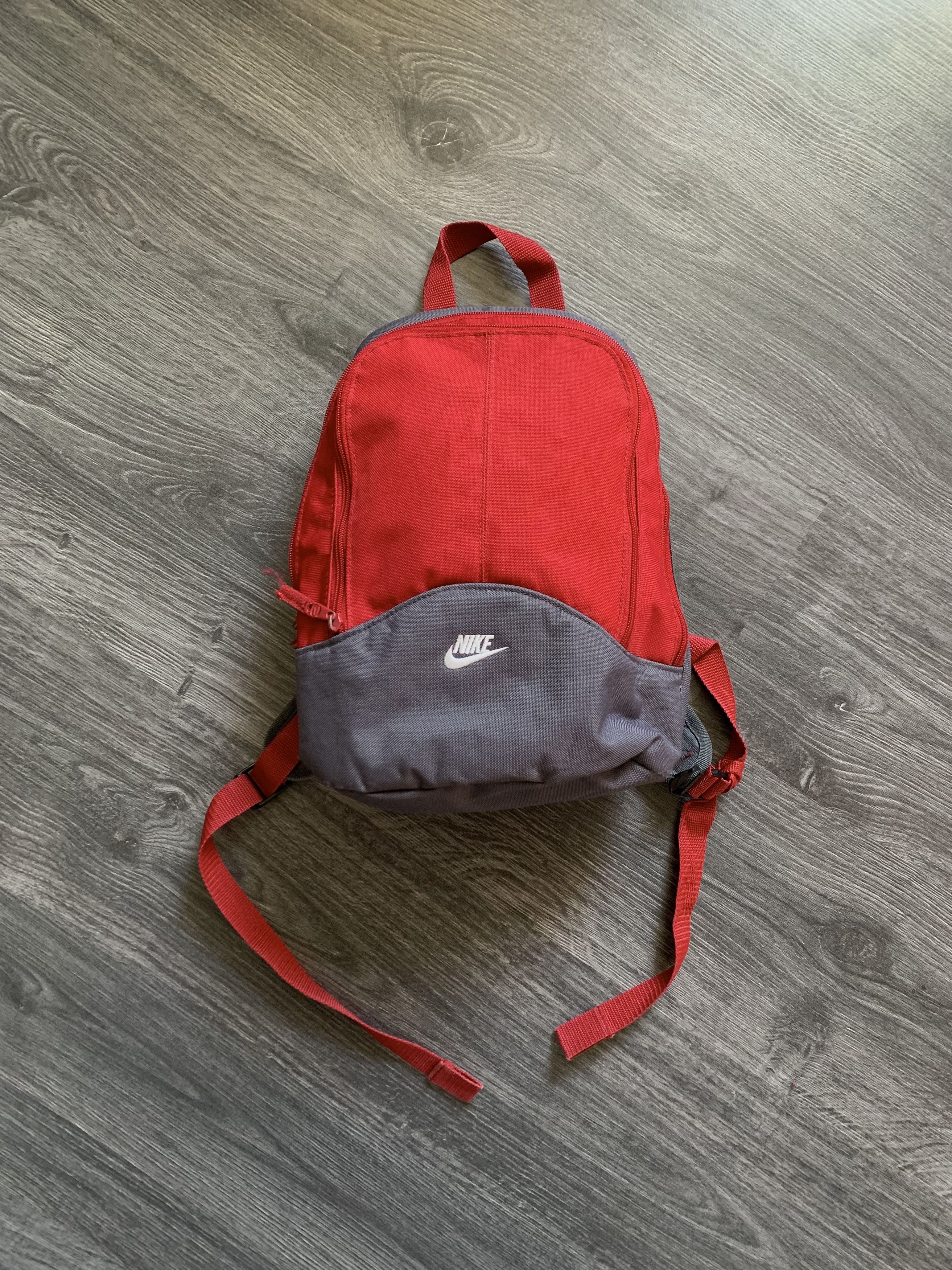 Nike Vintage Nike backpack bag y2k Size ONE SIZE - 1 Thumbnail