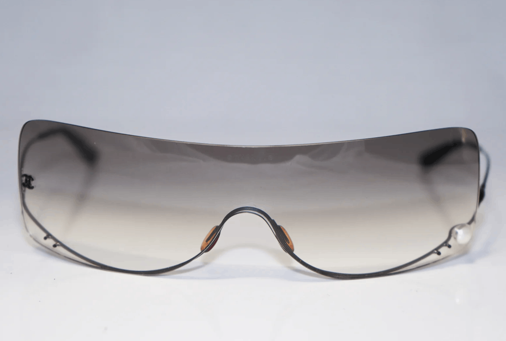 Chanel Chanel Sunglasses 4077 Mask CC Rhinestone Logo Rimless Size ONE SIZE - 5 Thumbnail