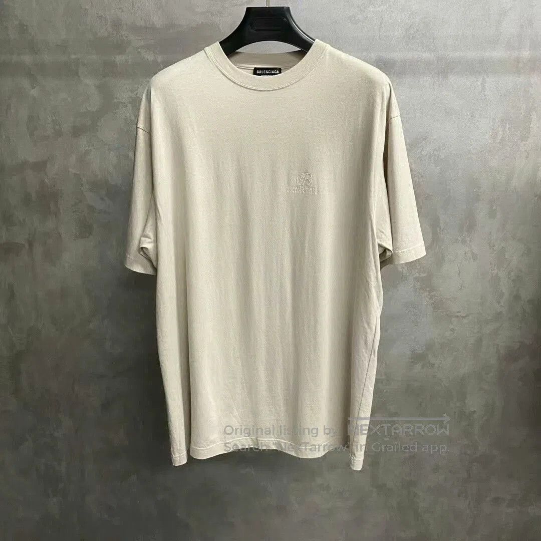 Balenciaga Balenciaga Beige Logo Embroidered Tee. Size US XXS / EU 40 - 1 Thumbnail