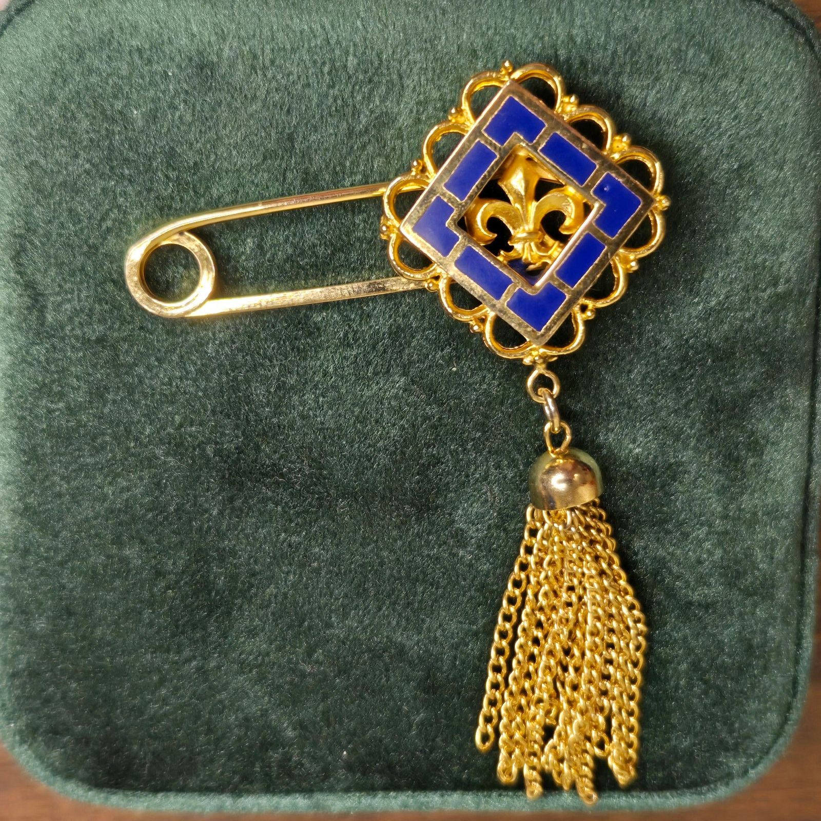 Vintage Vintage Victorian Style Gold Tone Blue Enamel Fleur de Lis Size ONE SIZE - 1 Thumbnail