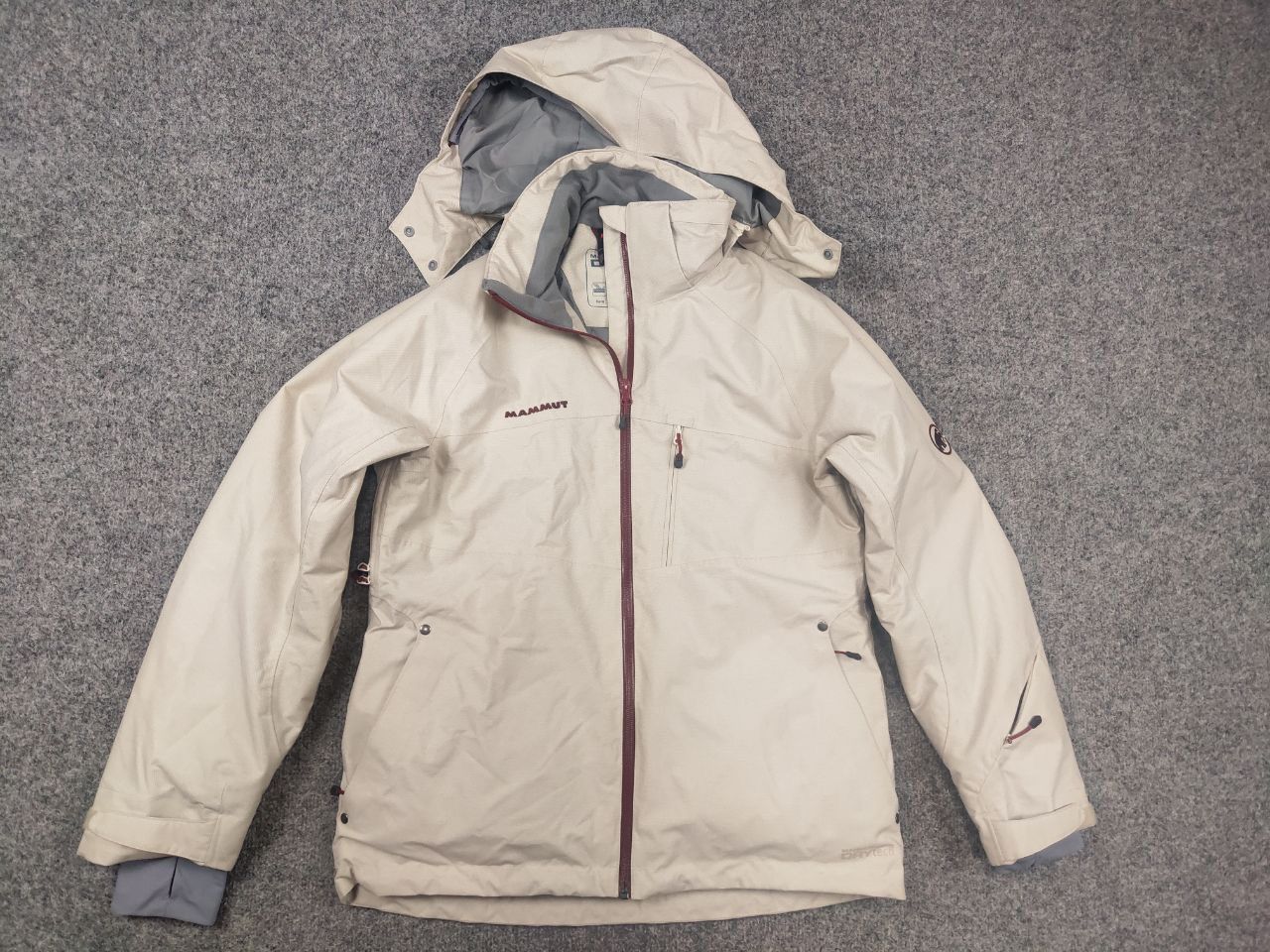 Mammut Mammut Dry Tech ajungilak oti element ski warm Hooded Jacket Size M / US 6-8 / IT 42-44 - 2 Thumbnail