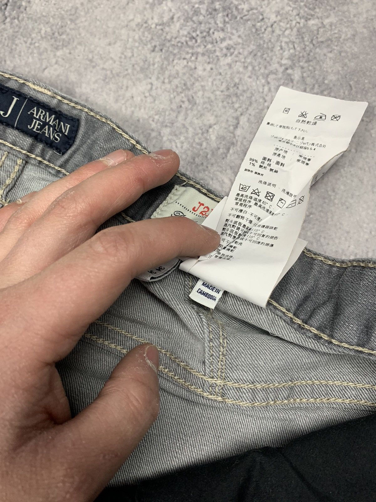 Emporio Armani Vintage Y2K Armani Jeans Jeans Pants Regular Fit Size 34 Size US 34 / EU 50 - 16 Thumbnail